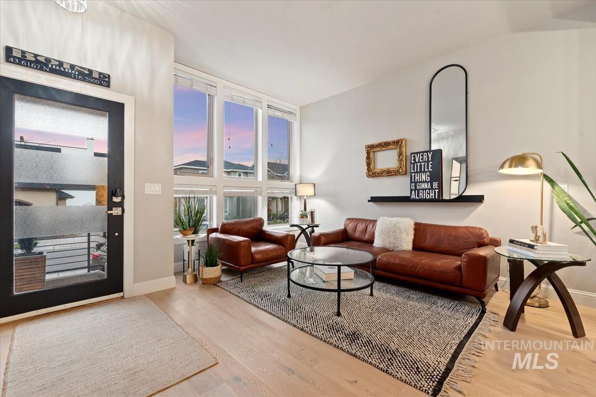 476 E Thurman Mill Street, Garden City, Idaho 83714, 3 Bedrooms, 4 Bathrooms, Residential For Sale, Price $754,000, 98970841