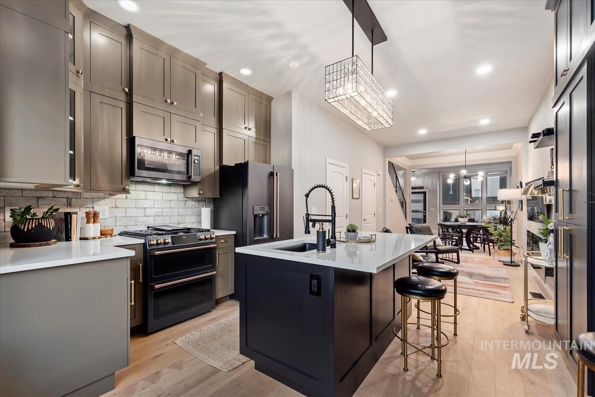 476 E Thurman Mill Street, Garden City, Idaho 83714, 3 Bedrooms, 4 Bathrooms, Residential For Sale, Price $754,000, 98970841