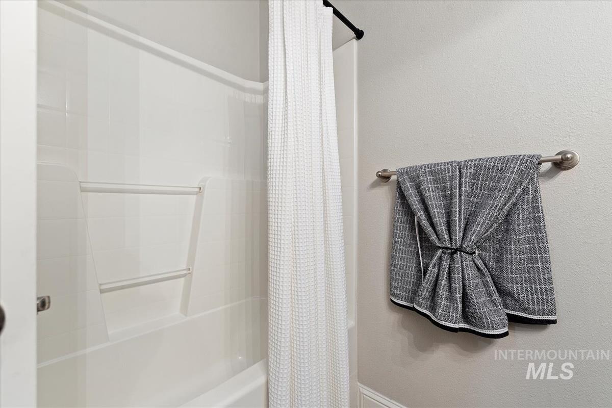 476 E Thurman Mill Street, Garden City, Idaho 83714, 3 Bedrooms, 4 Bathrooms, Residential For Sale, Price $754,000, 98970841