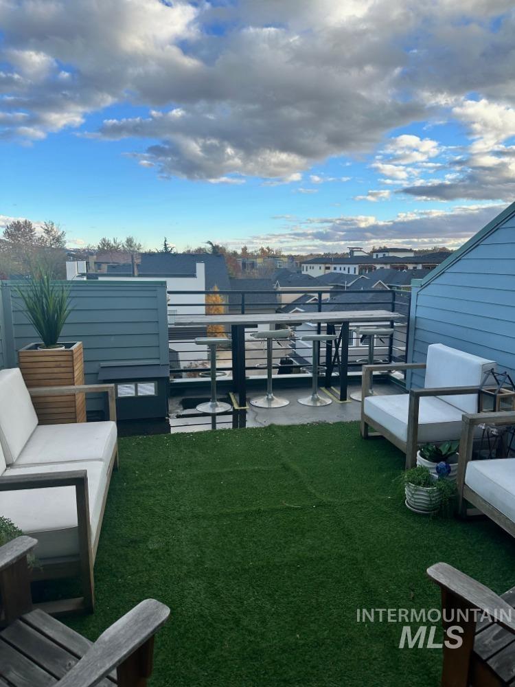 476 E Thurman Mill Street, Garden City, Idaho 83714, 3 Bedrooms, 4 Bathrooms, Residential For Sale, Price $754,000, 98970841