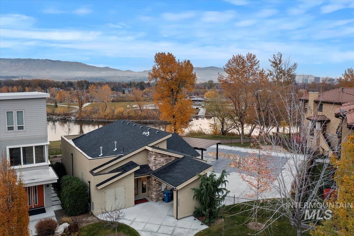 476 E Thurman Mill Street, Garden City, Idaho 83714, 3 Bedrooms, 4 Bathrooms, Residential For Sale, Price $754,000, 98970841