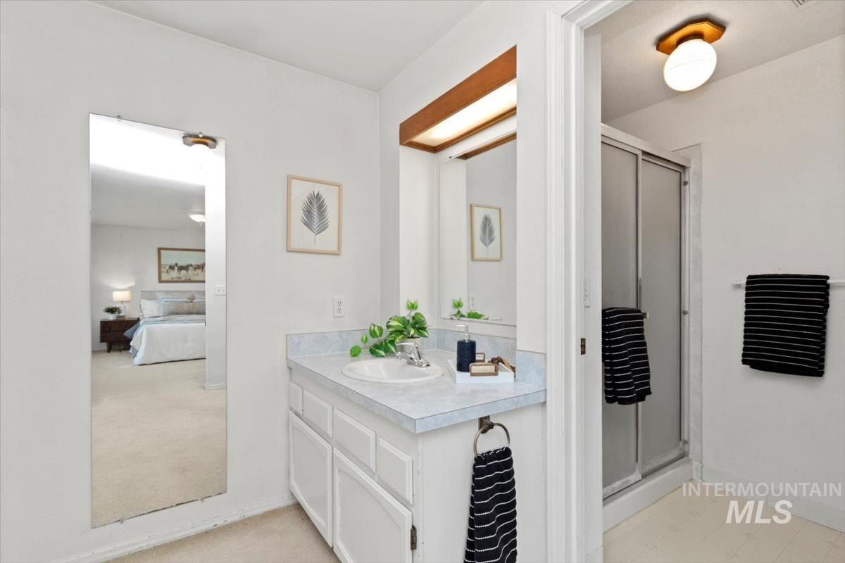 15750 Parkview Dr., Wilder, Idaho 83676, 4 Bedrooms, 2 Bathrooms, Residential For Sale, Price $1,100,000,MLS 98970842