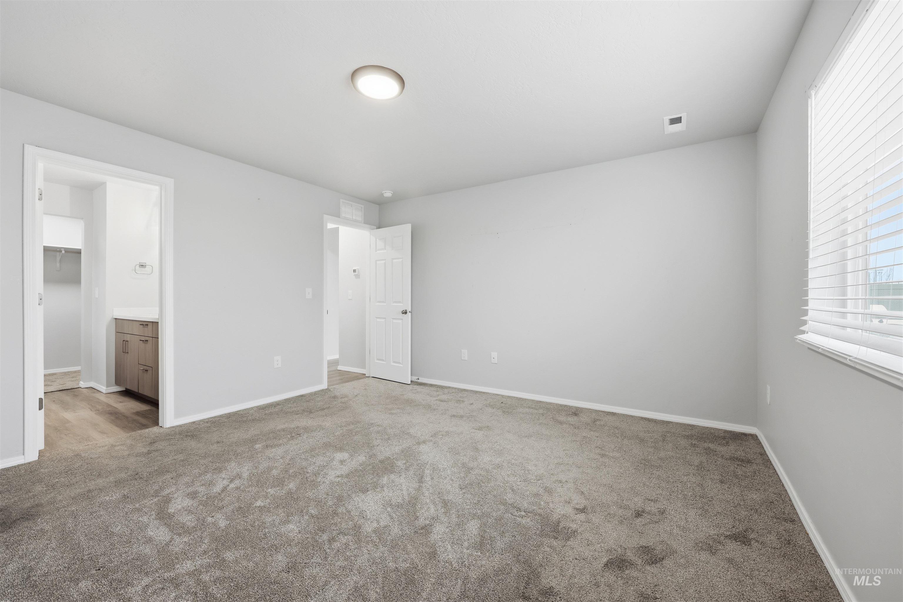 18376 N Strawflower Ave., Nampa, Idaho 83687, 3 Bedrooms, 2 Bathrooms, Residential For Sale, Price $409,000,MLS 98970846