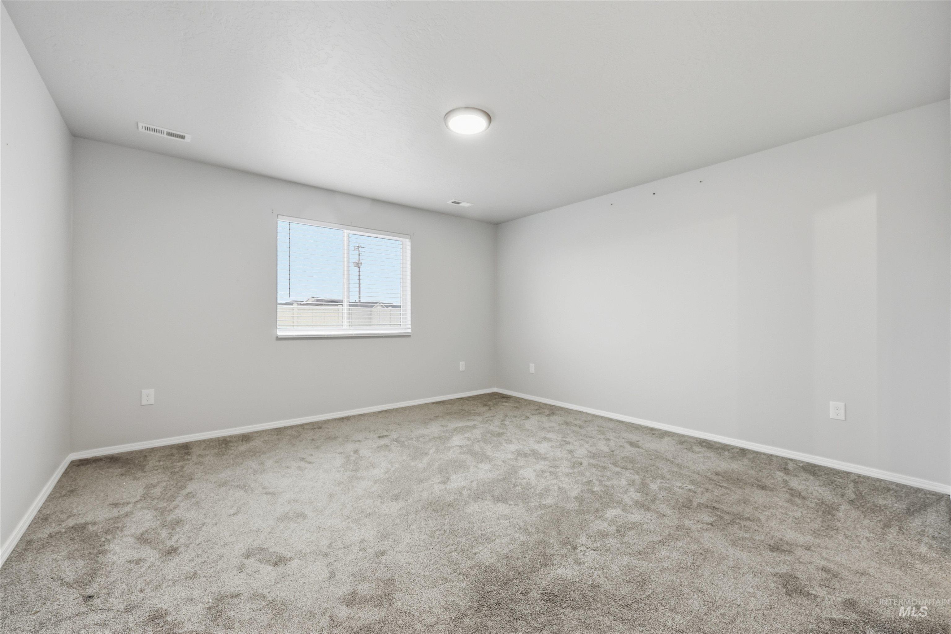 18376 N Strawflower Ave., Nampa, Idaho 83687, 3 Bedrooms, 2 Bathrooms, Residential For Sale, Price $409,000,MLS 98970846