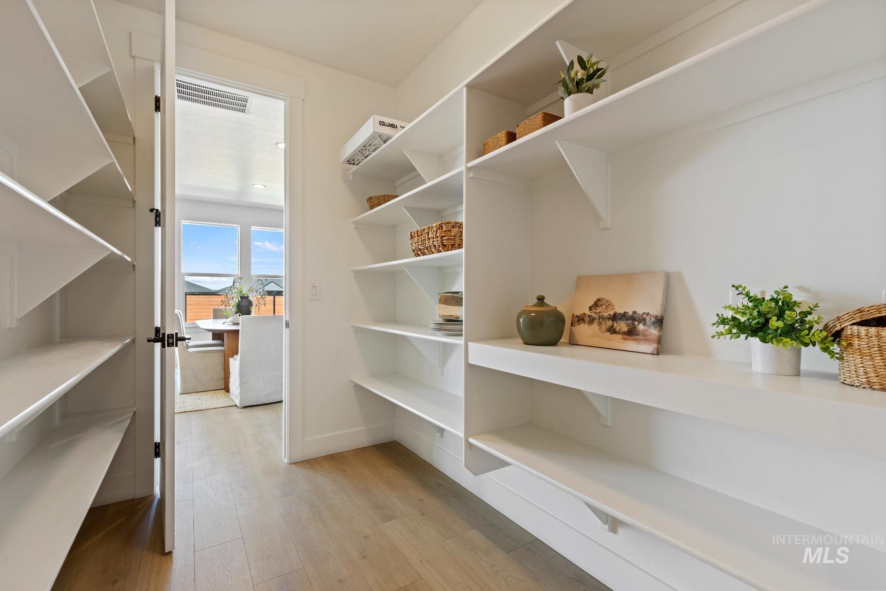 8523 W Happy Day Drive, Meridian, Idaho 83646, 4 Bedrooms, 2.5 Bathrooms, Residential For Sale, Price $854,900,MLS 98970848