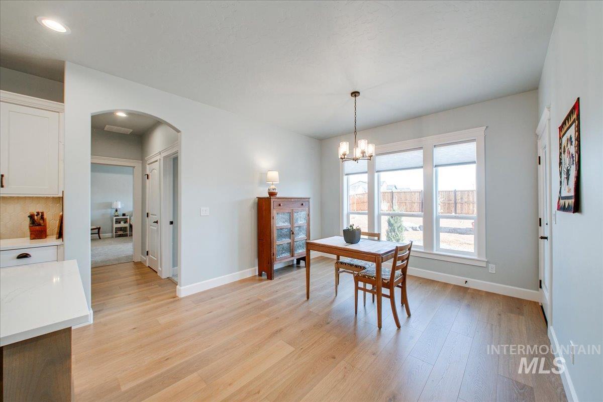 76 S Ziklag Ave, Kuna, Idaho 83634, 4 Bedrooms, 2 Bathrooms, Residential For Sale, Price $589,900,MLS 98970855