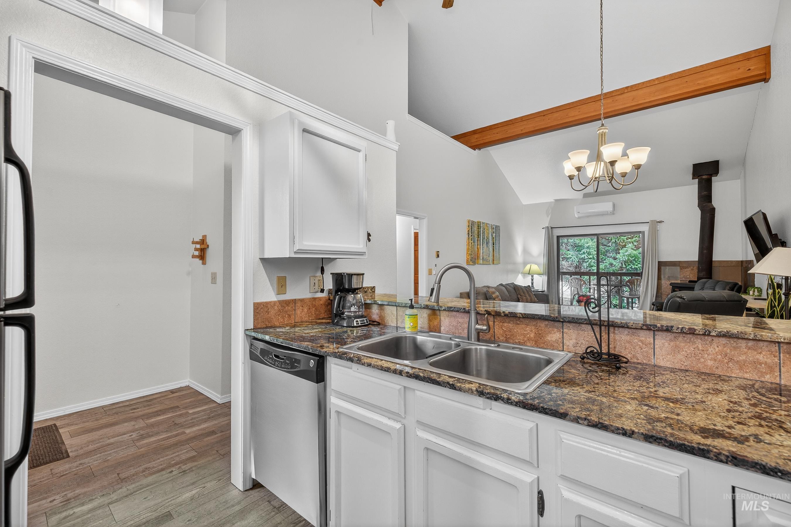 1607 Davis Ave, McCall, Idaho 83638, 2 Bedrooms, 1 Bathroom, Residential For Sale, Price $449,000, 98970856