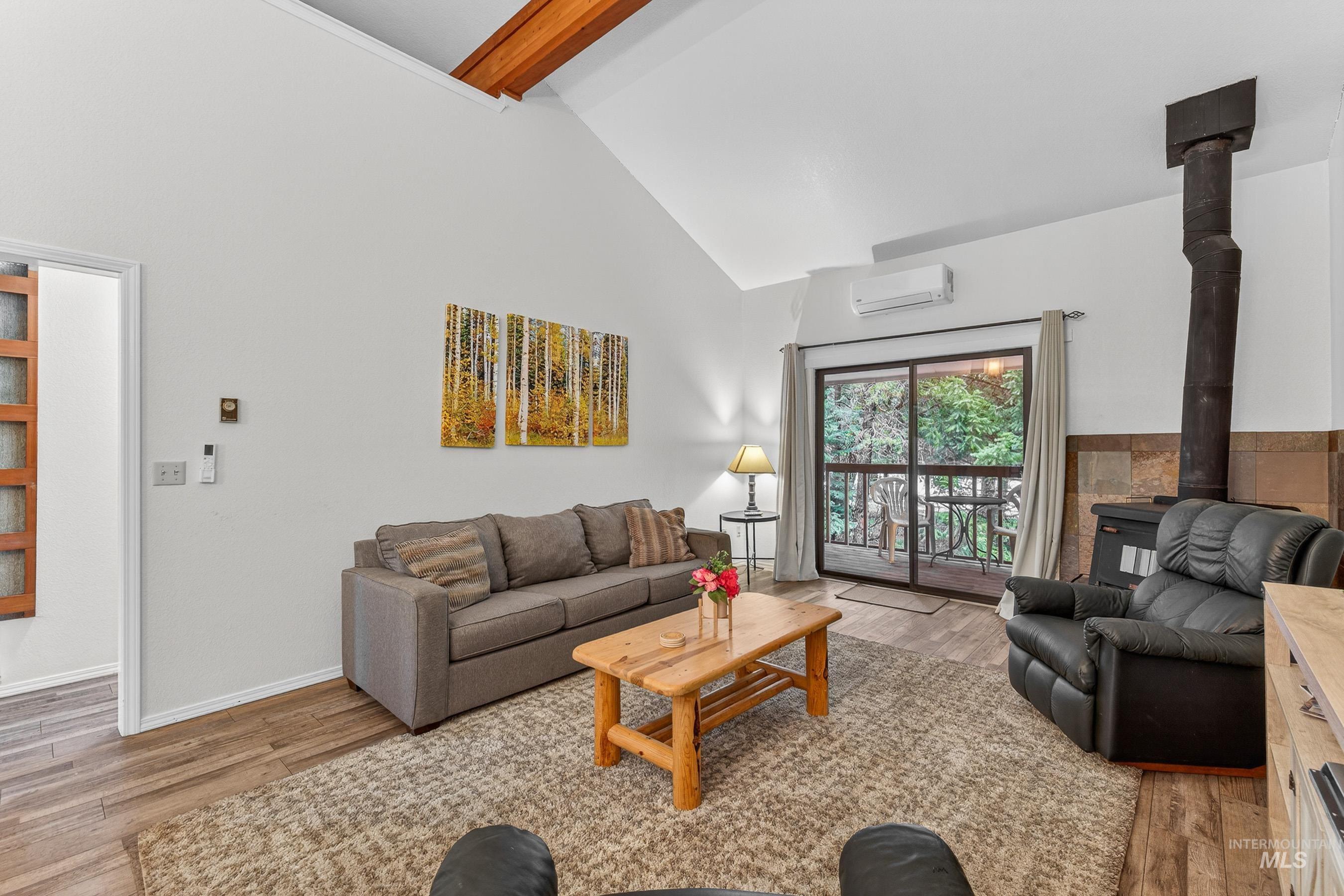 1607 Davis Ave, McCall, Idaho 83638, 2 Bedrooms, 1 Bathroom, Residential For Sale, Price $449,000, 98970856