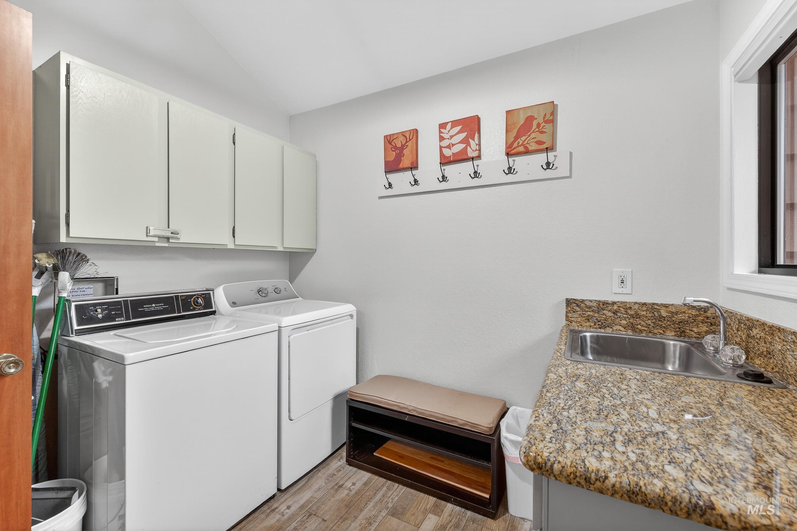 1607 Davis Ave, McCall, Idaho 83638, 2 Bedrooms, 1 Bathroom, Residential For Sale, Price $449,000, 98970856