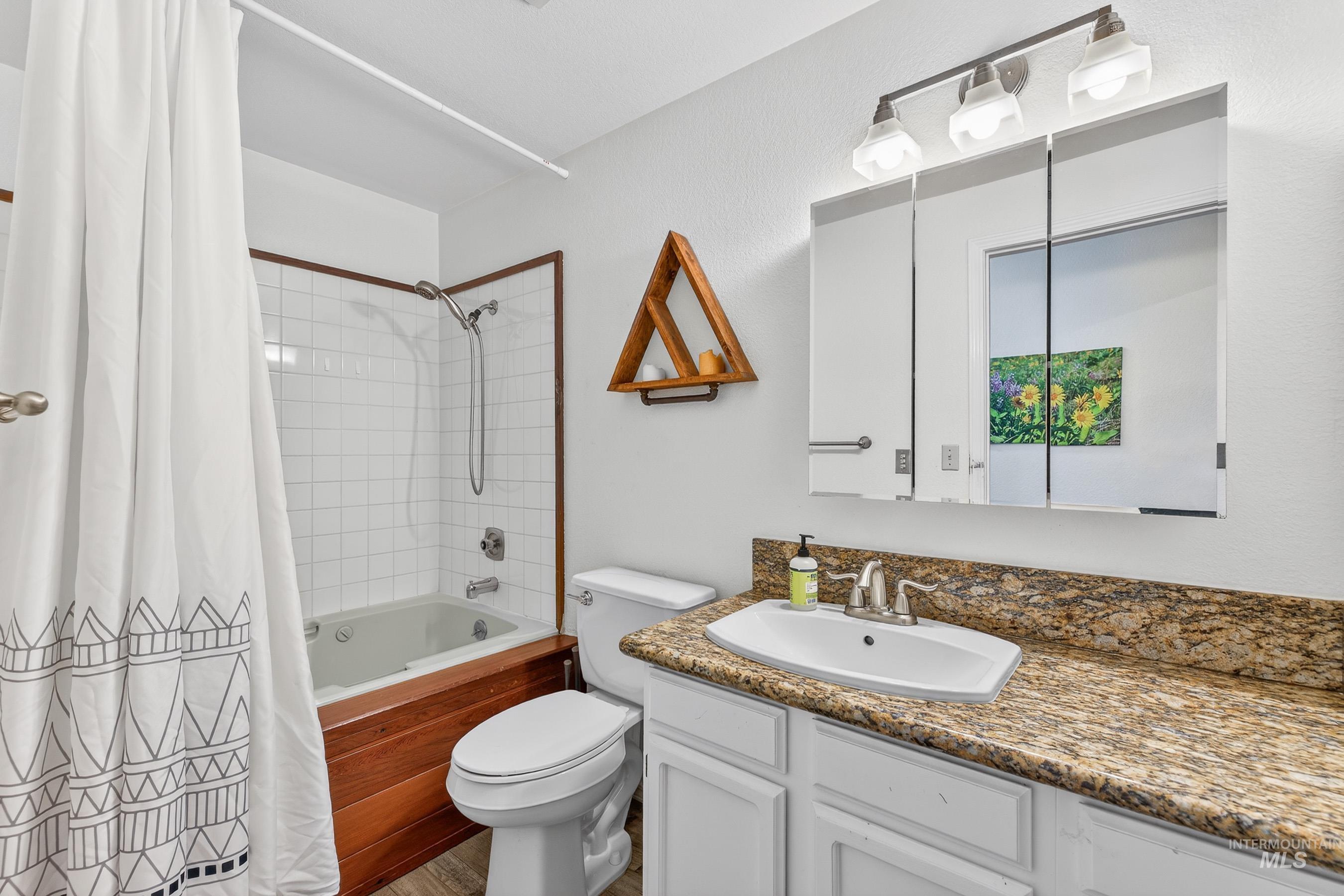 1607 Davis Ave, McCall, Idaho 83638, 2 Bedrooms, 1 Bathroom, Residential For Sale, Price $449,000, 98970856