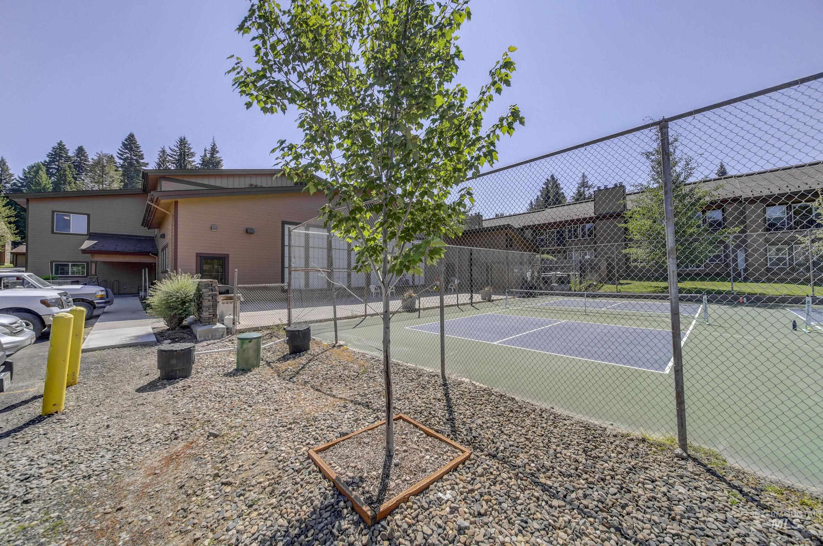 1607 Davis Ave, McCall, Idaho 83638, 2 Bedrooms, 1 Bathroom, Residential For Sale, Price $449,000, 98970856