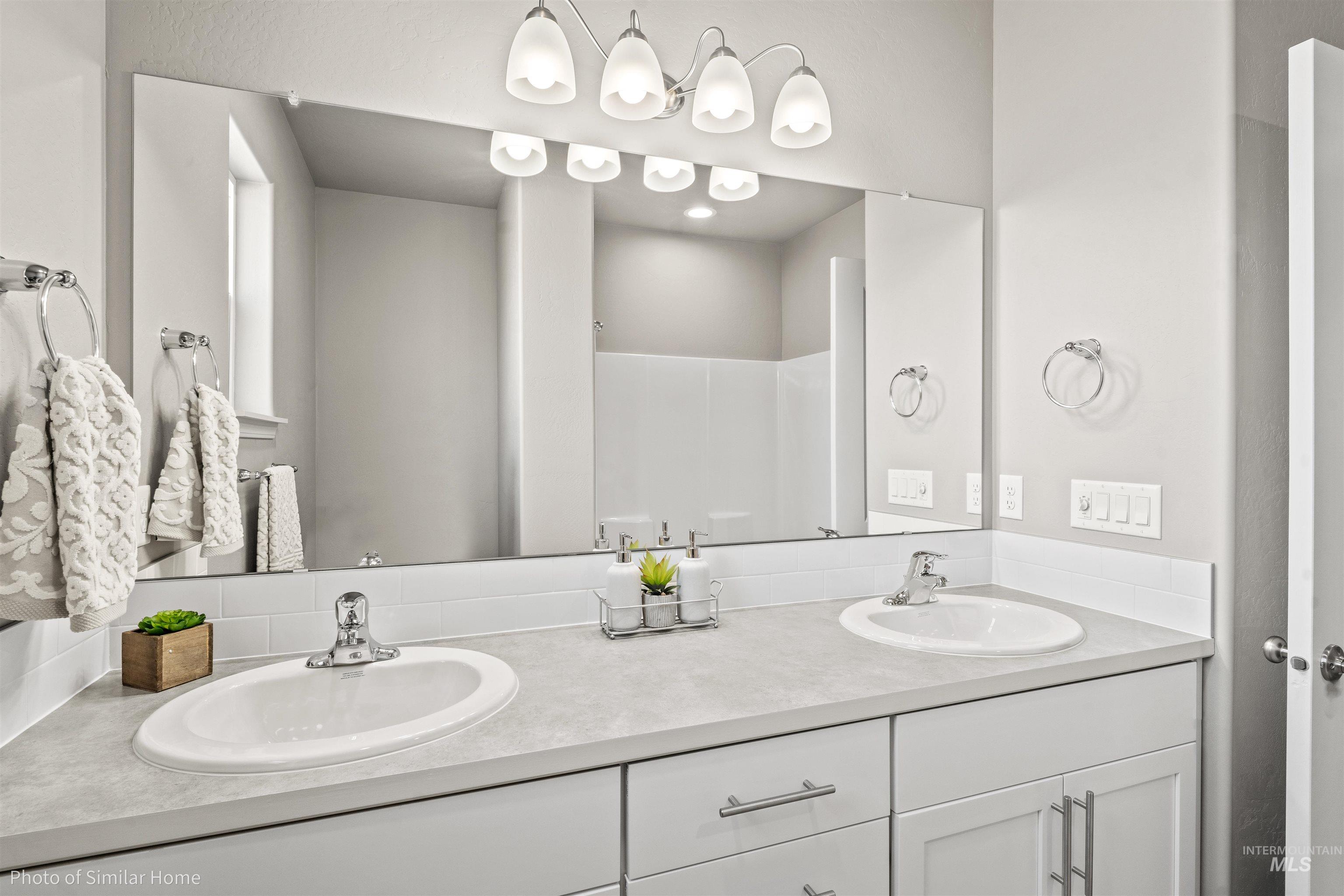 382 W Gleason Court, Meridian, Idaho 83646, 4 Bedrooms, 2 Bathrooms, Residential For Sale, Price $649,990,MLS 98970858