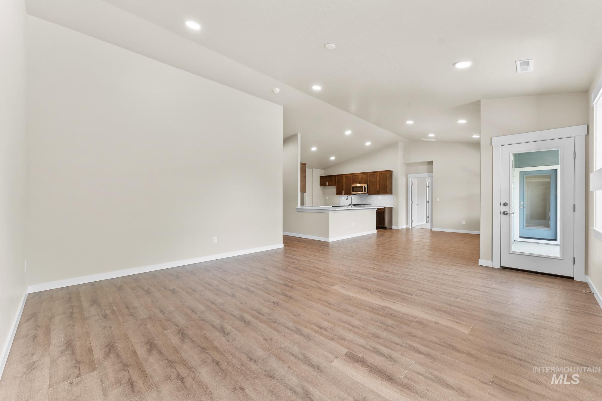382 W Gleason Court, Meridian, Idaho 83646, 4 Bedrooms, 2 Bathrooms, Residential For Sale, Price $649,990,MLS 98970858