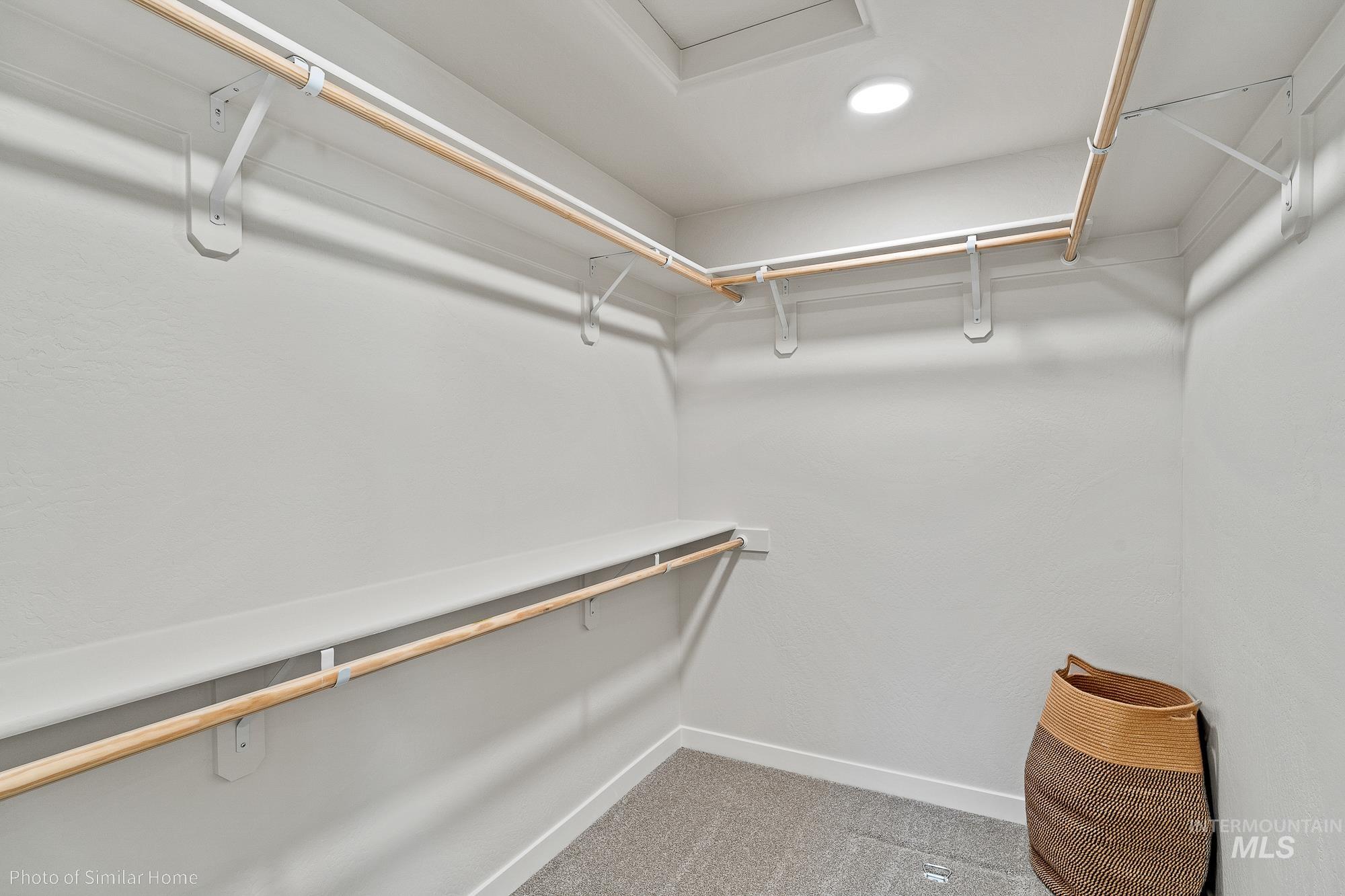 5609 E Lekeitio Village Drive, Nampa, Idaho 83687, 4 Bedrooms, 2 Bathrooms, Residential For Sale, Price $489,990,MLS 98970859