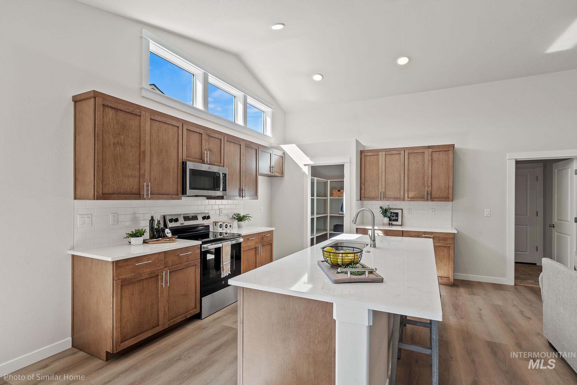 5609 E Lekeitio Village Drive, Nampa, Idaho 83687, 4 Bedrooms, 2 Bathrooms, Residential For Sale, Price $489,990,MLS 98970859