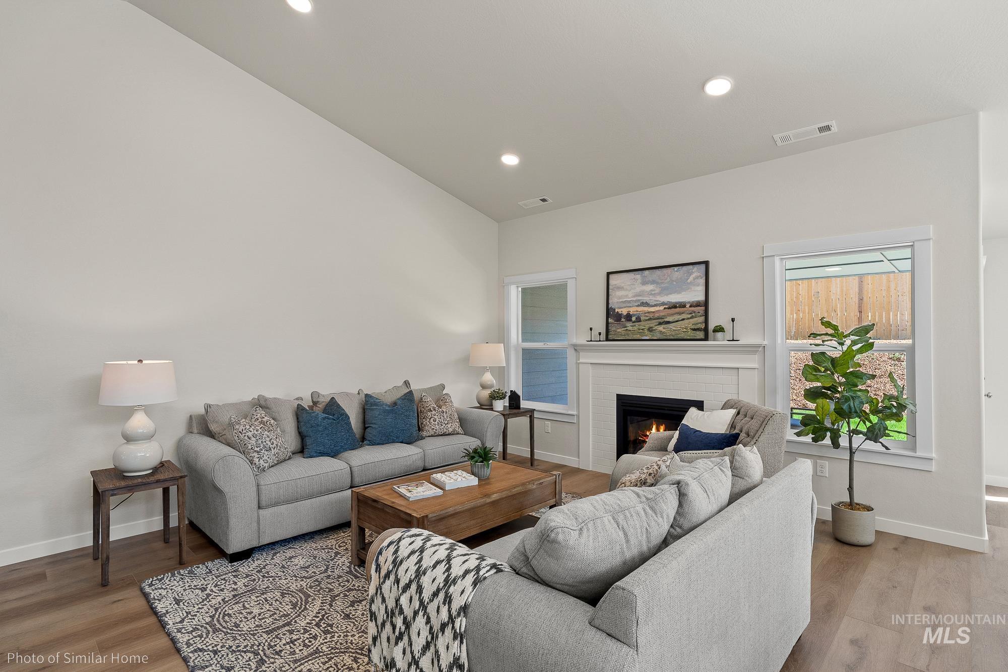 5609 E Lekeitio Village Drive, Nampa, Idaho 83687, 4 Bedrooms, 2 Bathrooms, Residential For Sale, Price $489,990,MLS 98970859