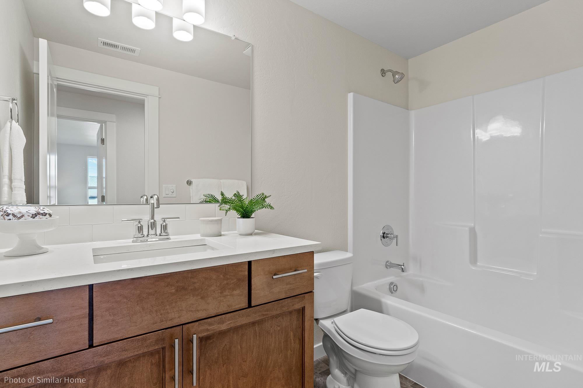 5609 E Lekeitio Village Drive, Nampa, Idaho 83687, 4 Bedrooms, 2 Bathrooms, Residential For Sale, Price $489,990,MLS 98970859