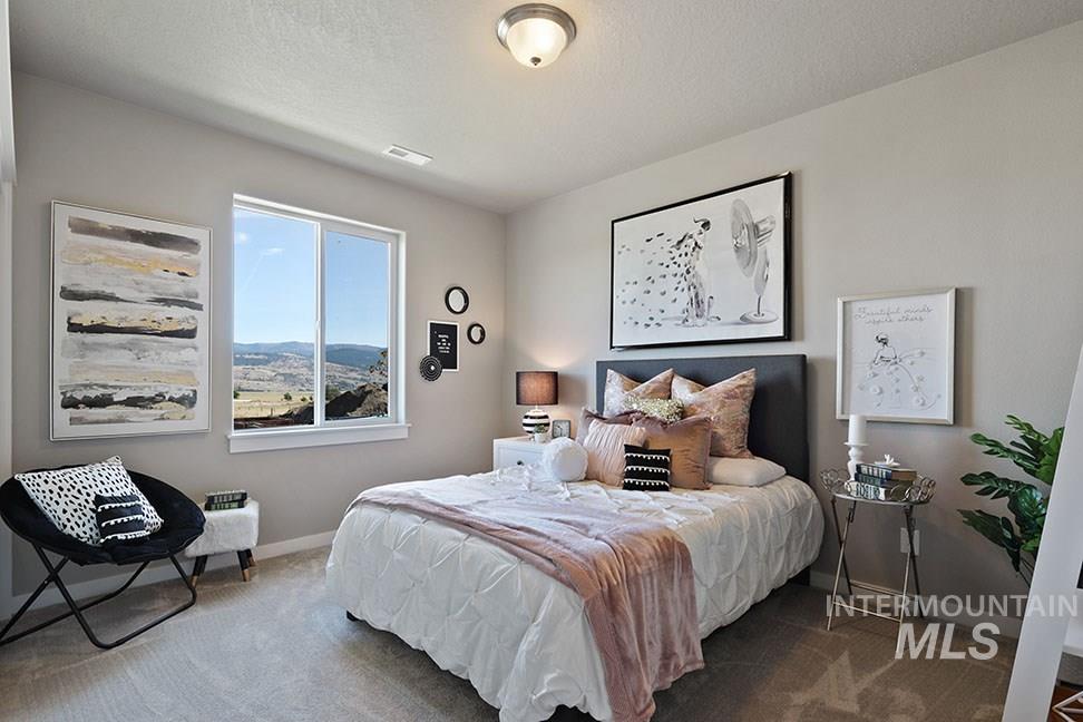 5610 E Lekeitio Village Drive, Nampa, Idaho 83687, 4 Bedrooms, 2 Bathrooms, Residential For Sale, Price $526,990,MLS 98970860