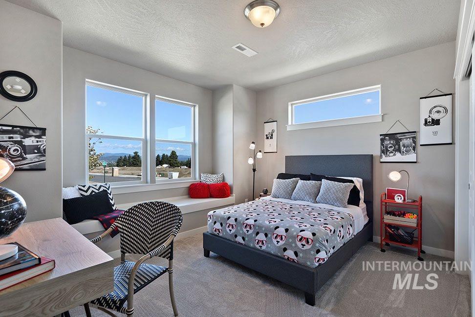 5610 E Lekeitio Village Drive, Nampa, Idaho 83687, 4 Bedrooms, 2 Bathrooms, Residential For Sale, Price $526,990,MLS 98970860