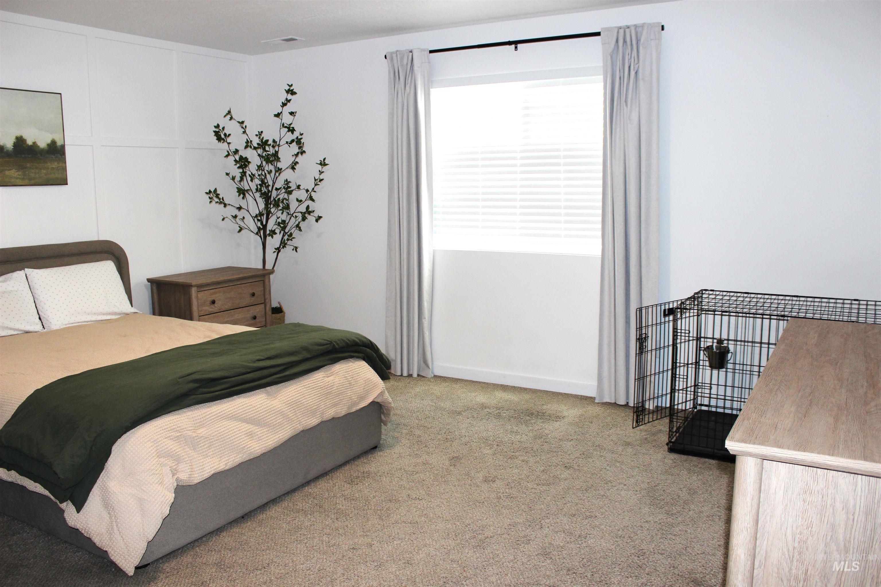 17271 N Wingtip Way, Nampa, Idaho 83687, 4 Bedrooms, 2 Bathrooms, Residential For Sale, Price $454,990,MLS 98970861