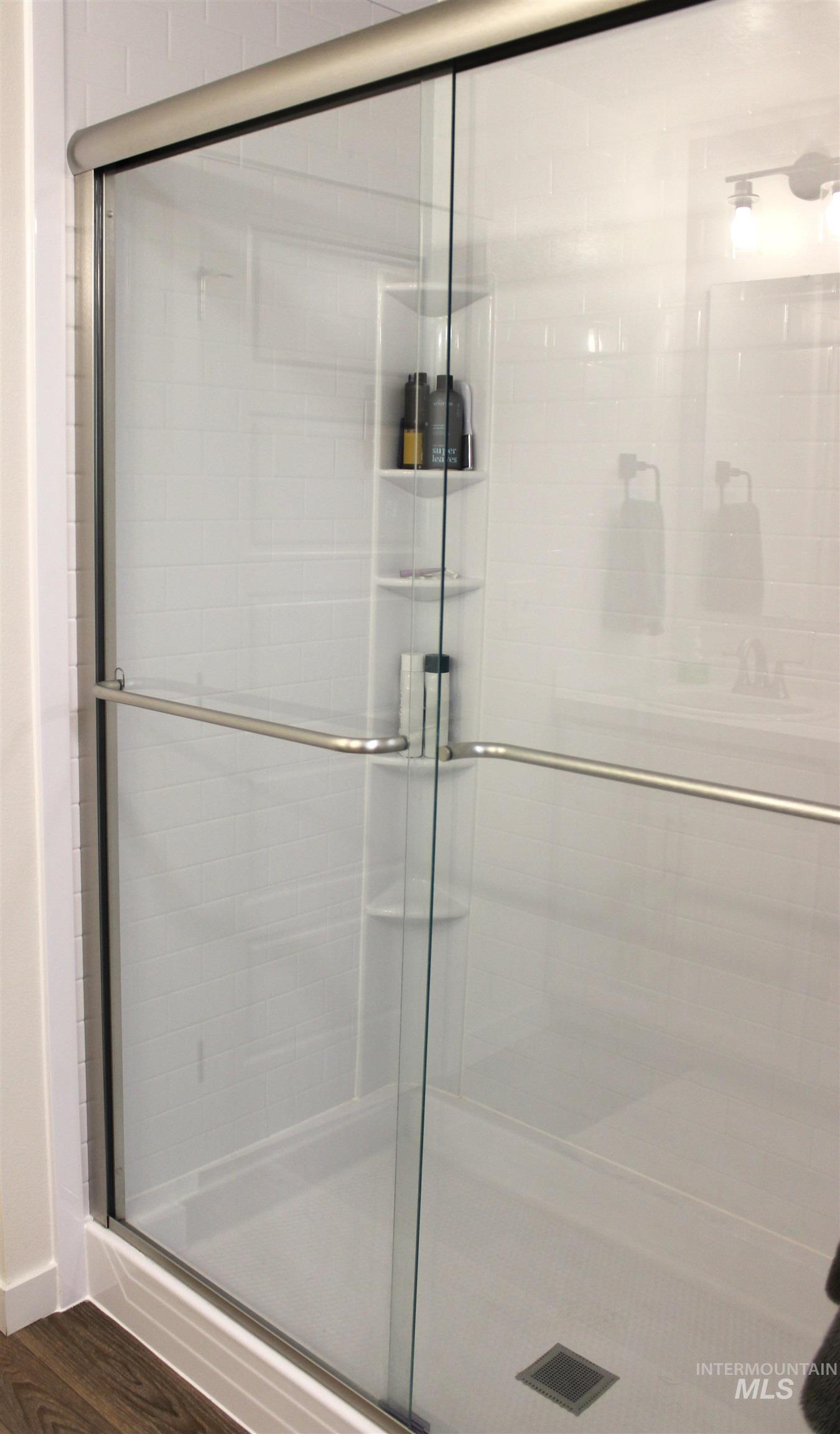 17271 N Wingtip Way, Nampa, Idaho 83687, 4 Bedrooms, 2 Bathrooms, Residential For Sale, Price $454,990,MLS 98970861