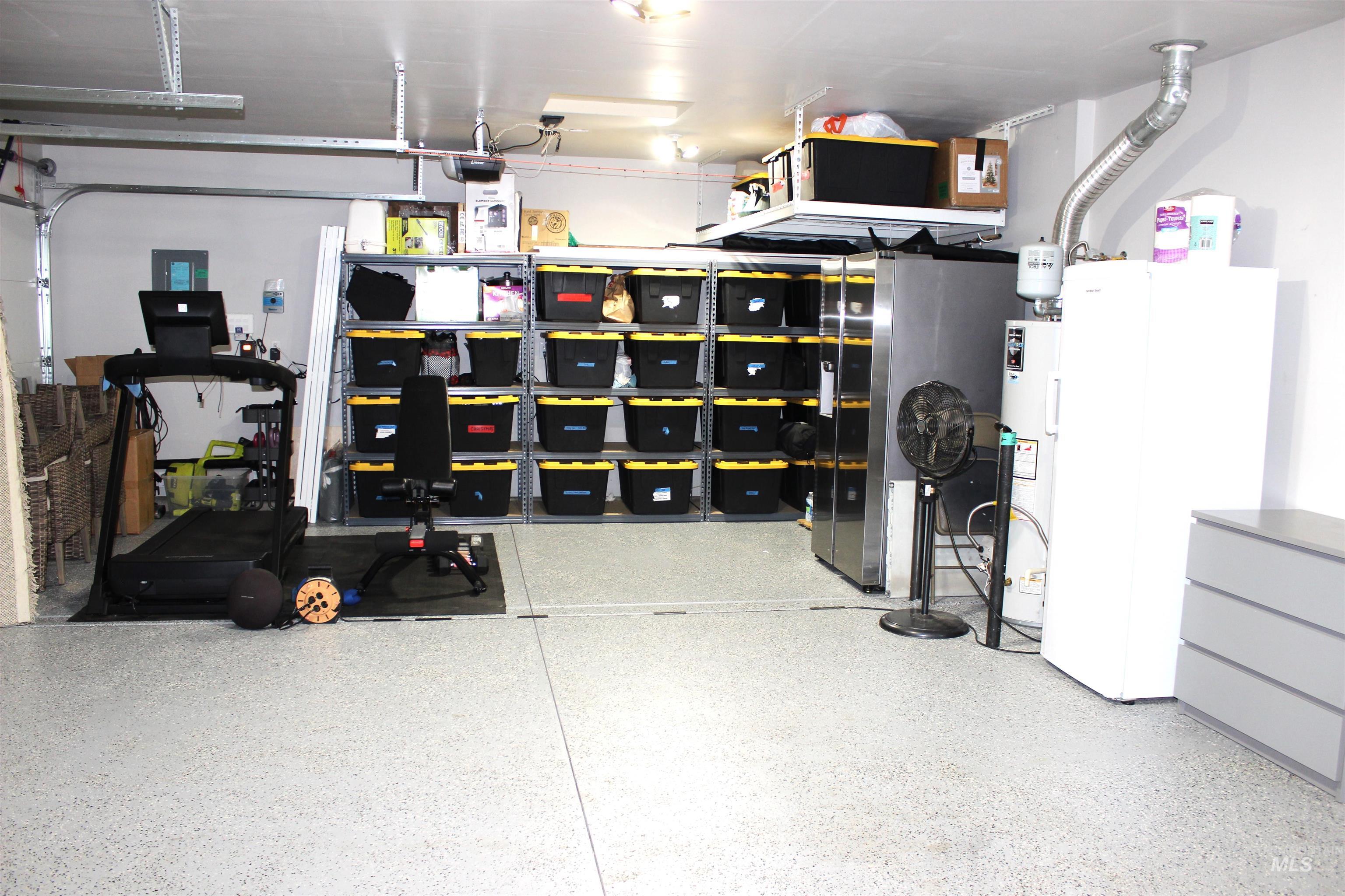 17271 N Wingtip Way, Nampa, Idaho 83687, 4 Bedrooms, 2 Bathrooms, Residential For Sale, Price $454,990,MLS 98970861