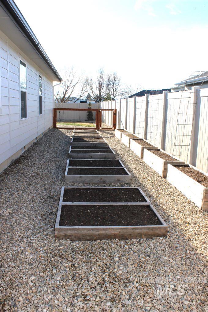 17271 N Wingtip Way, Nampa, Idaho 83687, 4 Bedrooms, 2 Bathrooms, Residential For Sale, Price $454,990,MLS 98970861