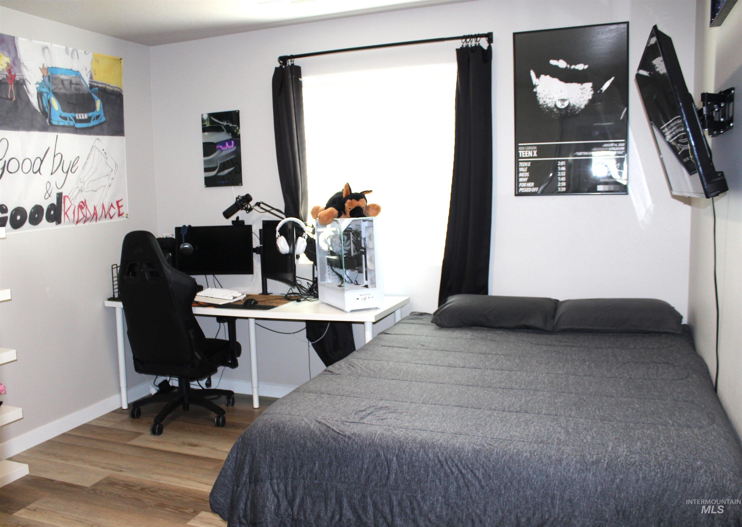 17271 N Wingtip Way, Nampa, Idaho 83687, 4 Bedrooms, 2 Bathrooms, Residential For Sale, Price $454,990,MLS 98970861