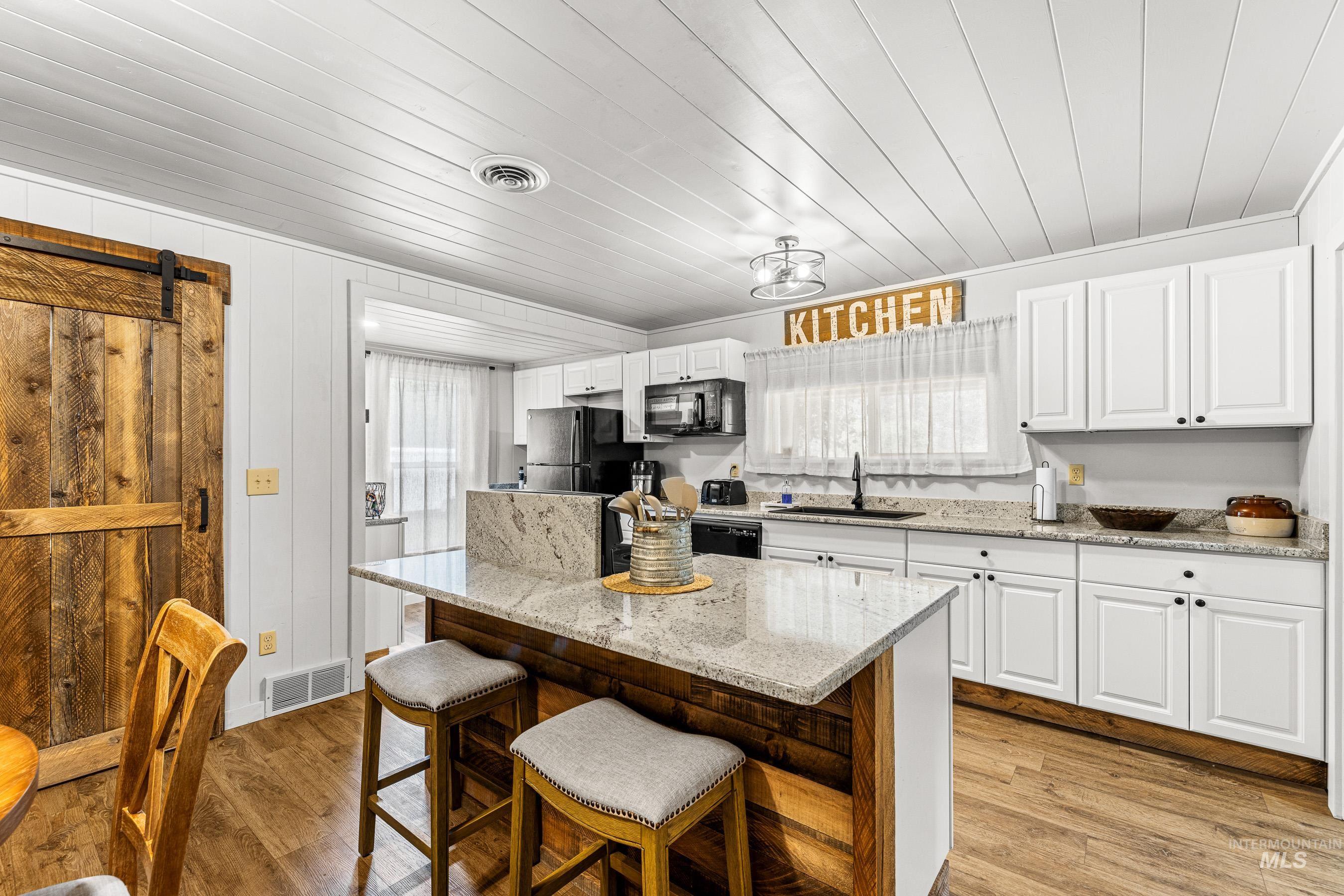 509 S Main St, Riggins, Idaho 83549, 4 Bedrooms, 3 Bathrooms, Residential For Sale, Price $599,000, 98970871