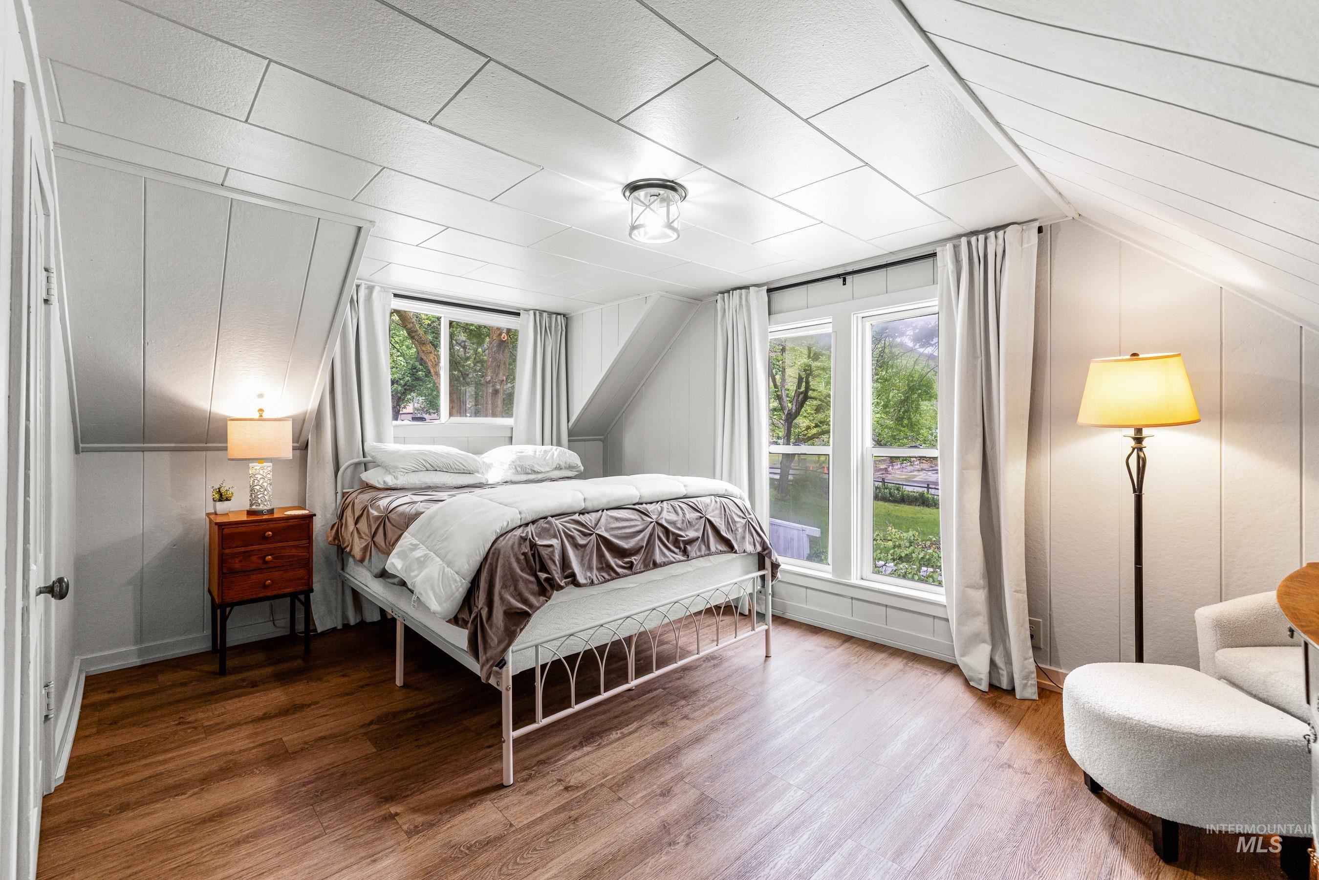 509 S Main St, Riggins, Idaho 83549, 4 Bedrooms, 3 Bathrooms, Residential For Sale, Price $599,000, 98970871