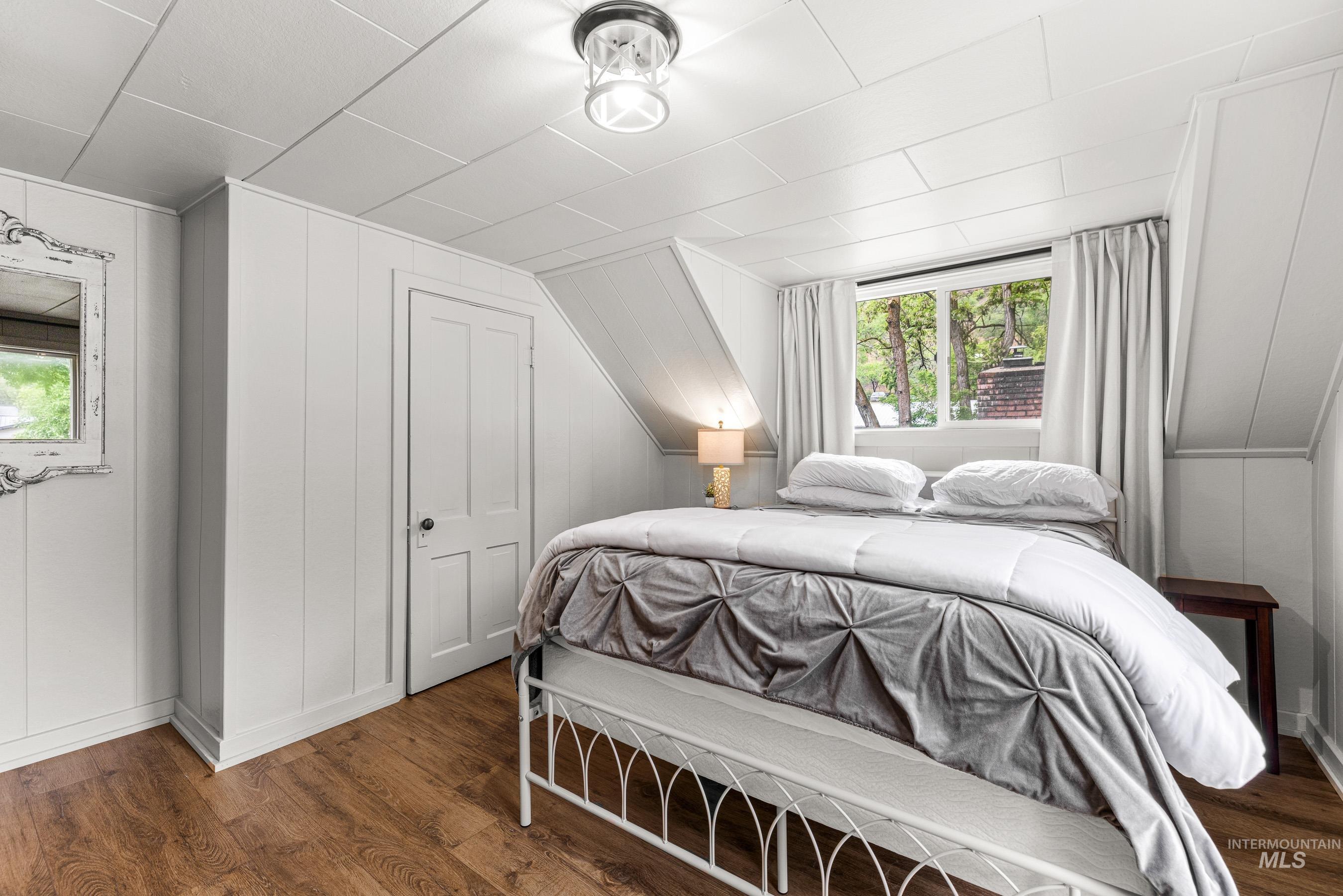 509 S Main St, Riggins, Idaho 83549, 4 Bedrooms, 3 Bathrooms, Residential For Sale, Price $599,000, 98970871