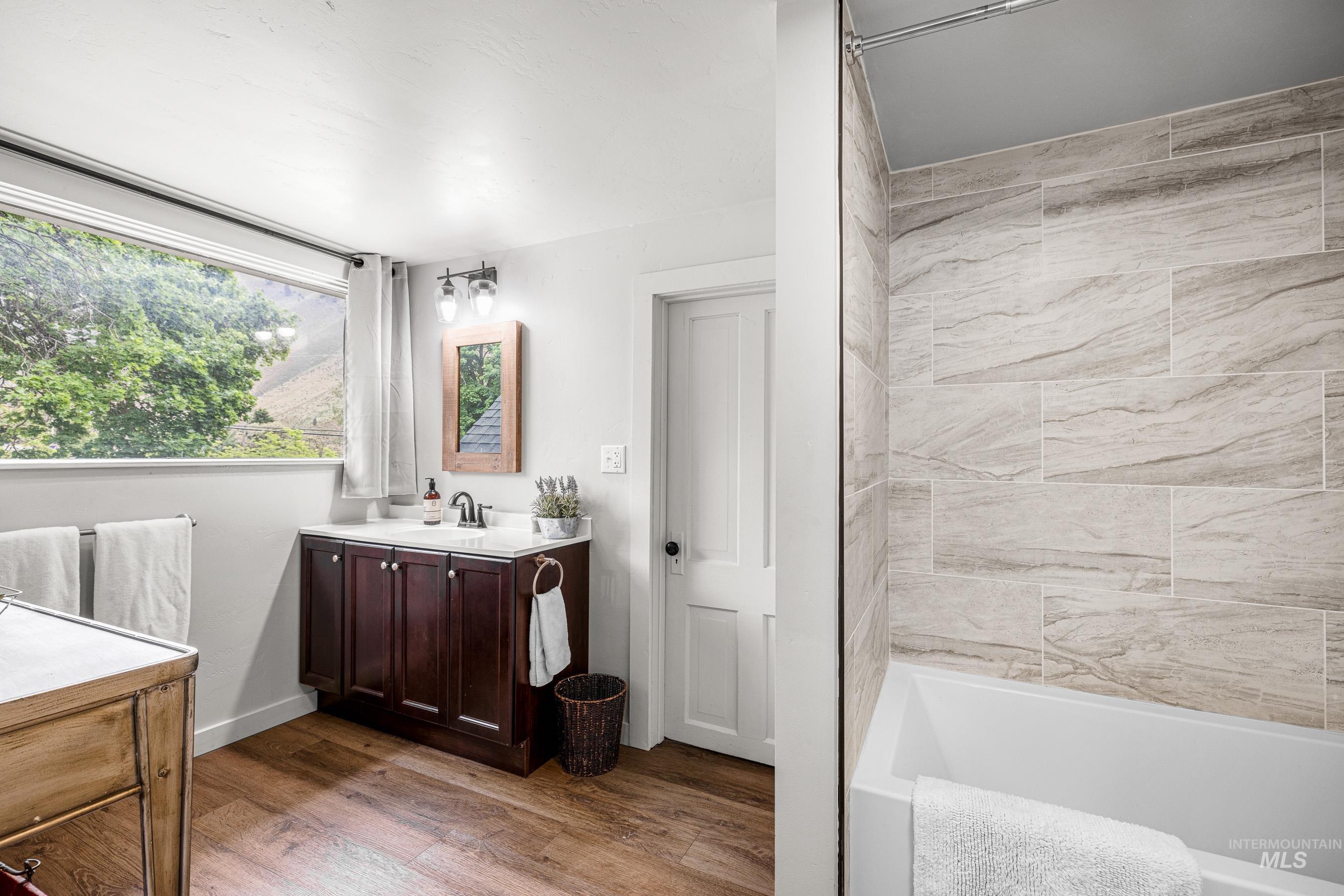 509 S Main St, Riggins, Idaho 83549, 4 Bedrooms, 3 Bathrooms, Residential For Sale, Price $599,000, 98970871