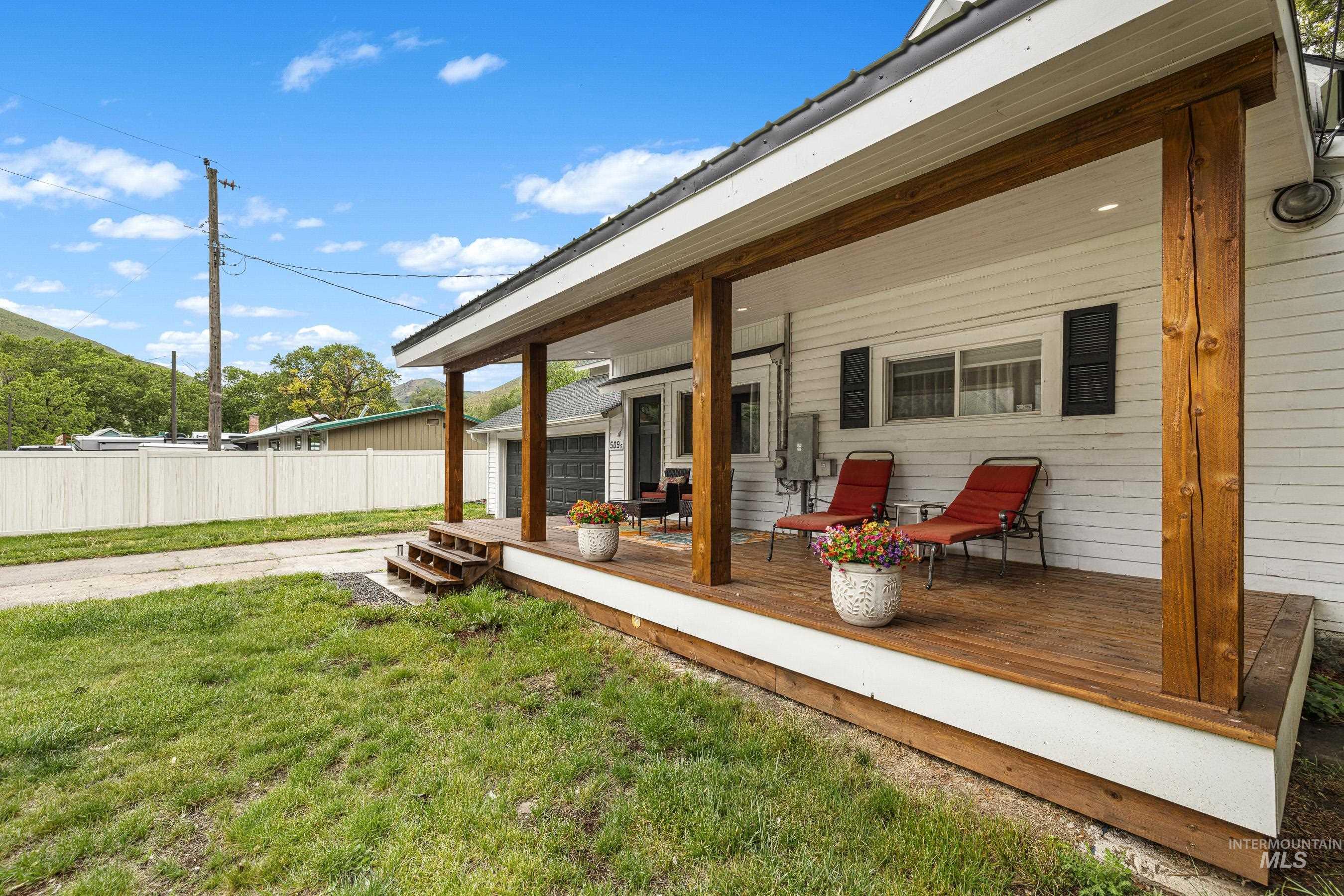 509 S Main St, Riggins, Idaho 83549, 4 Bedrooms, 3 Bathrooms, Residential For Sale, Price $599,000, 98970871