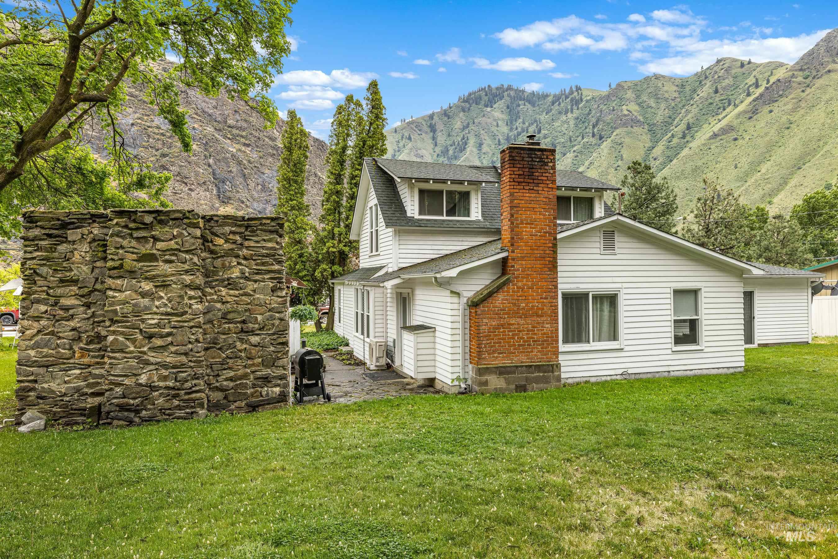 509 S Main St, Riggins, Idaho 83549, 4 Bedrooms, 3 Bathrooms, Residential For Sale, Price $599,000, 98970871