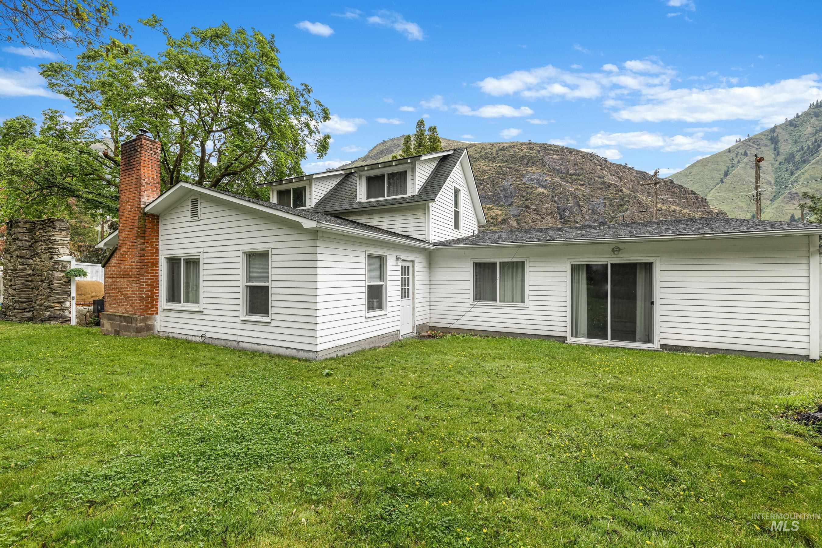 509 S Main St, Riggins, Idaho 83549, 4 Bedrooms, 3 Bathrooms, Residential For Sale, Price $599,000, 98970871