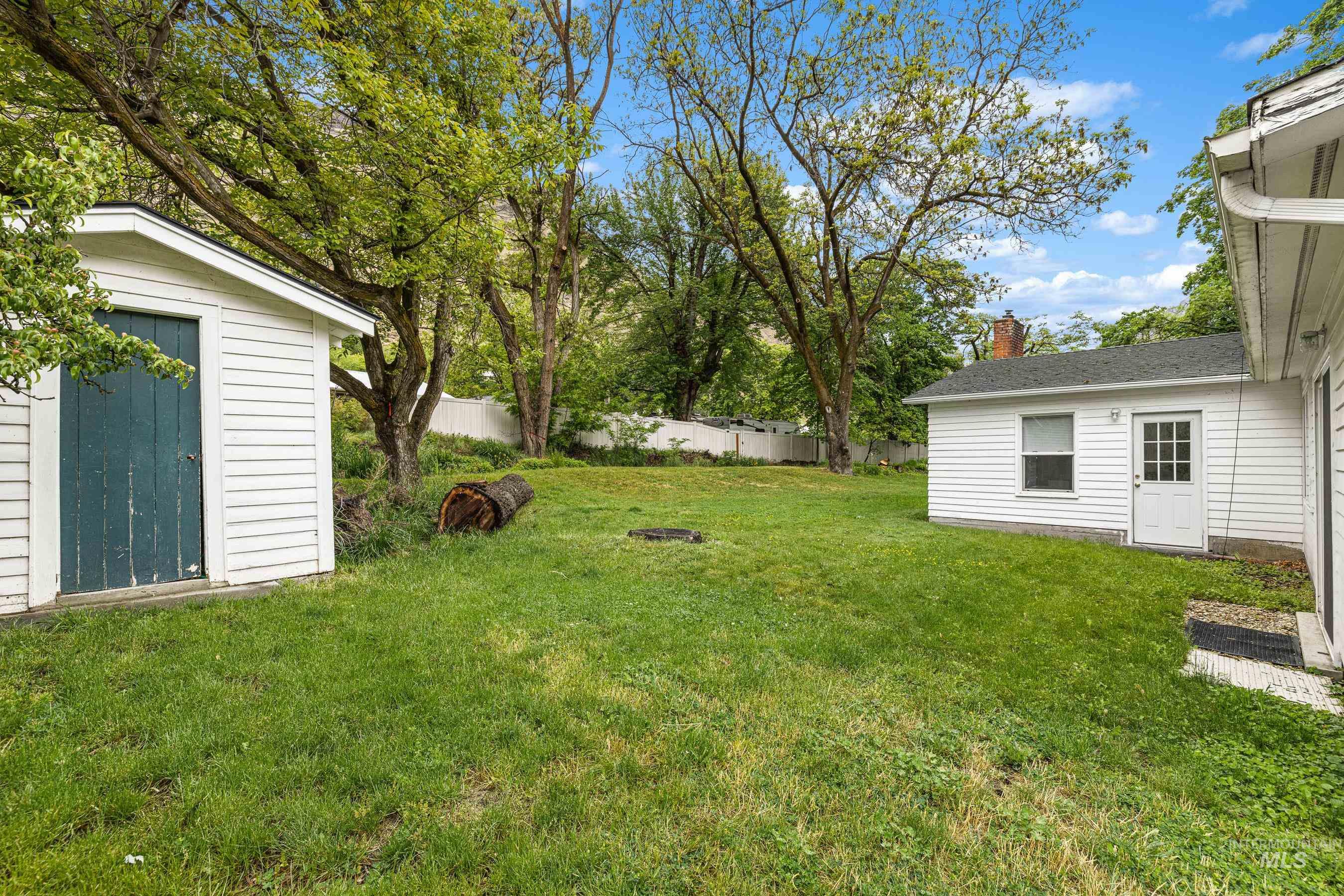 509 S Main St, Riggins, Idaho 83549, 4 Bedrooms, 3 Bathrooms, Residential For Sale, Price $599,000, 98970871