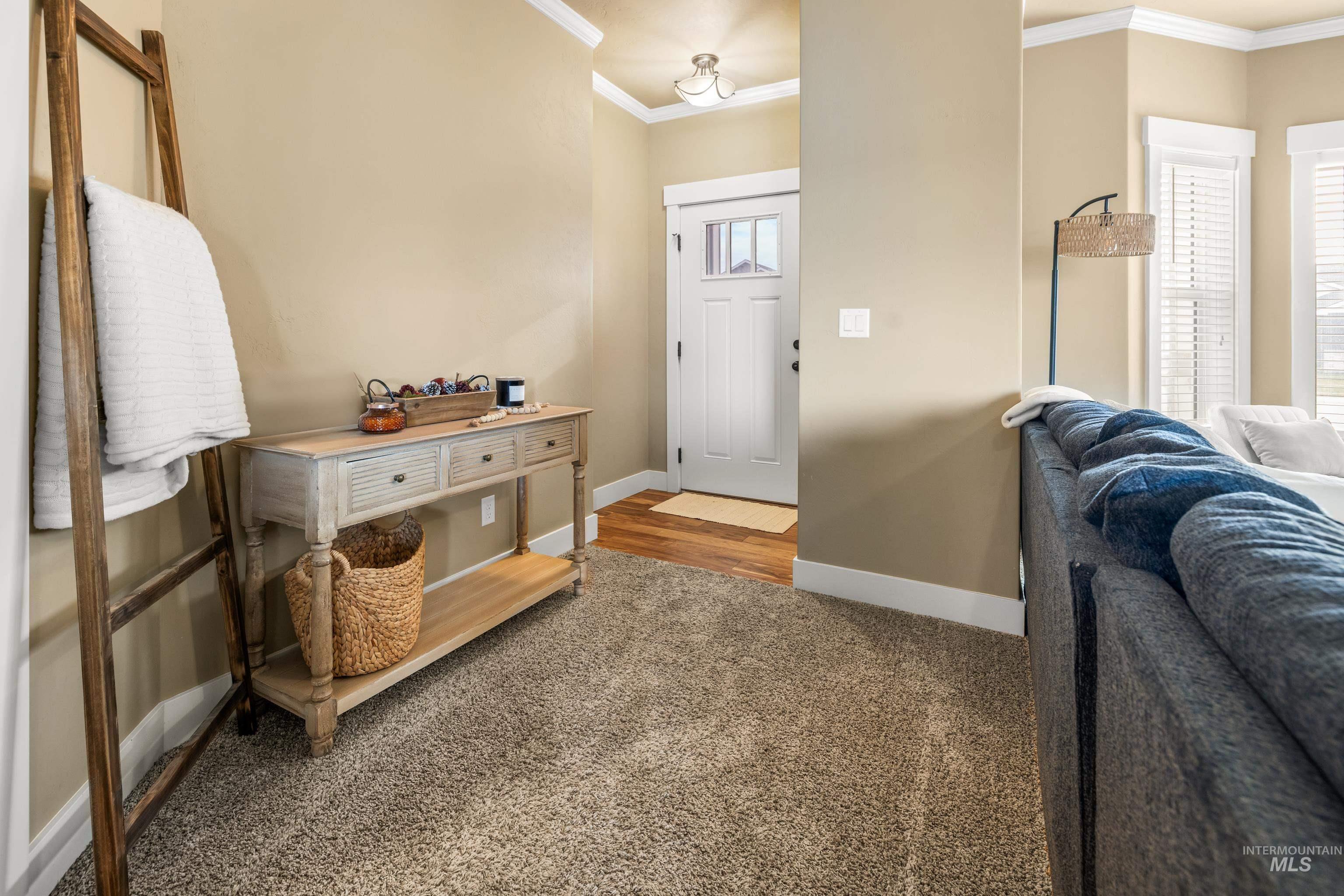 1110 SW Bonnie St, Mountain Home, Idaho 83647, 3 Bedrooms, 2 Bathrooms, Residential For Sale, Price $375,000,MLS 98970872