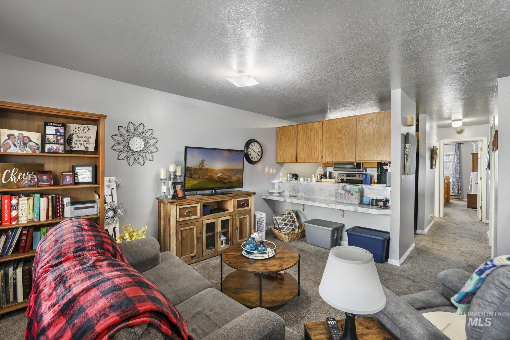 502 Yakima, Filer, Idaho 83328, 1 Bedroom, 1 Bathroom, Residential For Sale, Price $140,000,MLS 98970875