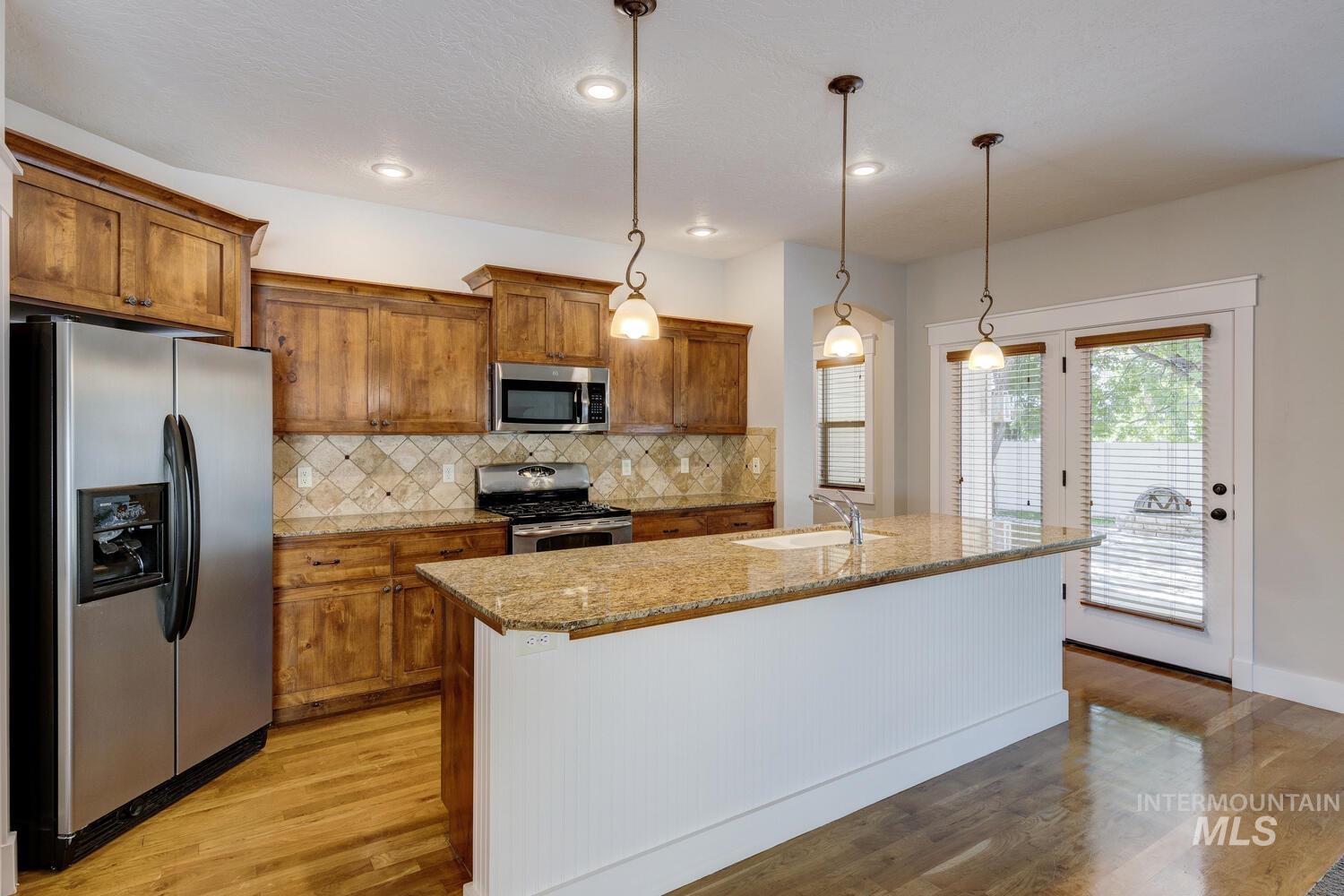 4291 S Montague, Meridian, Idaho 83642, 4 Bedrooms, 3 Bathrooms, Residential For Sale, Price $649,000,MLS 98970878