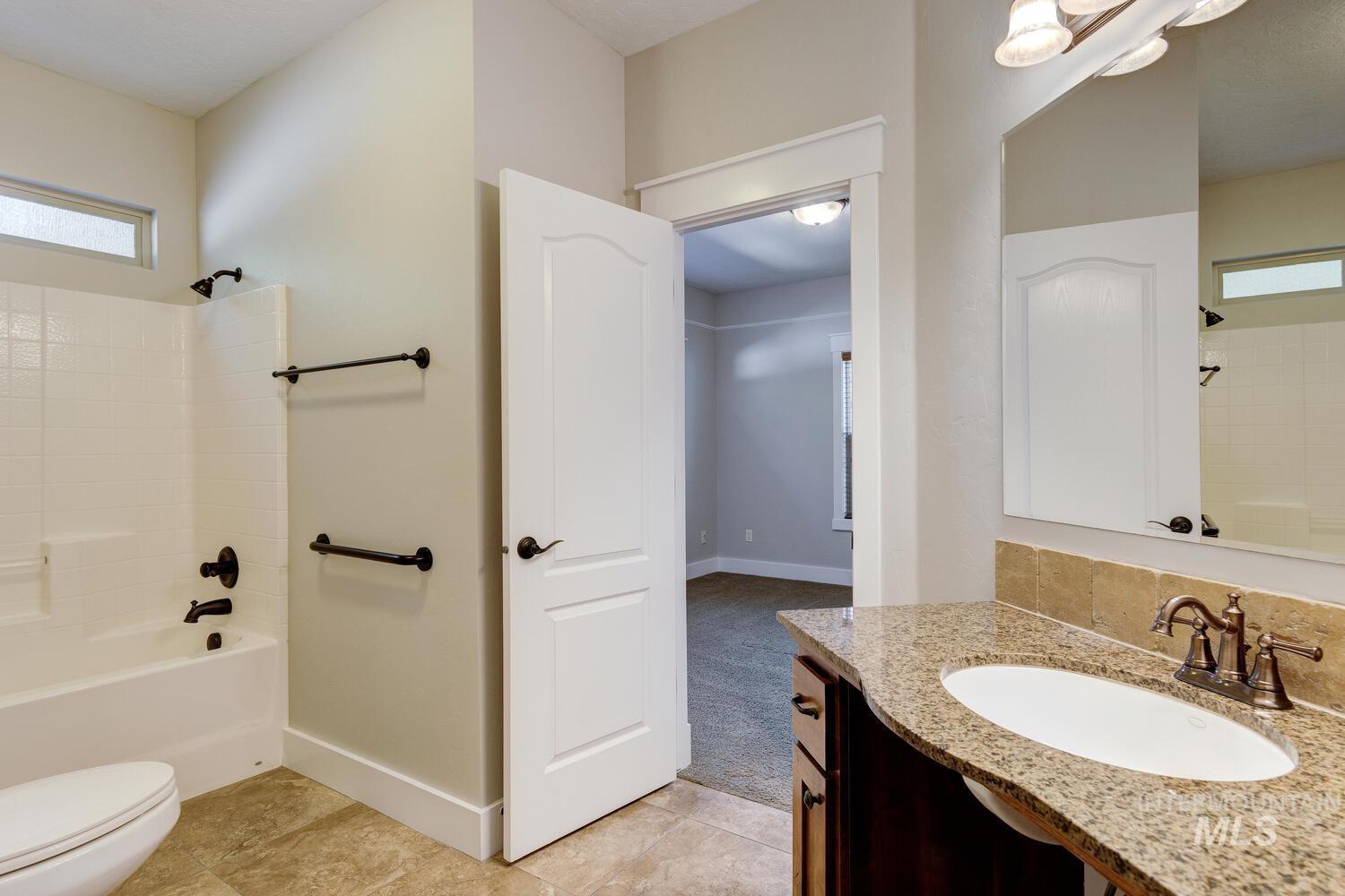 4291 S Montague, Meridian, Idaho 83642, 4 Bedrooms, 3 Bathrooms, Residential For Sale, Price $649,000,MLS 98970878