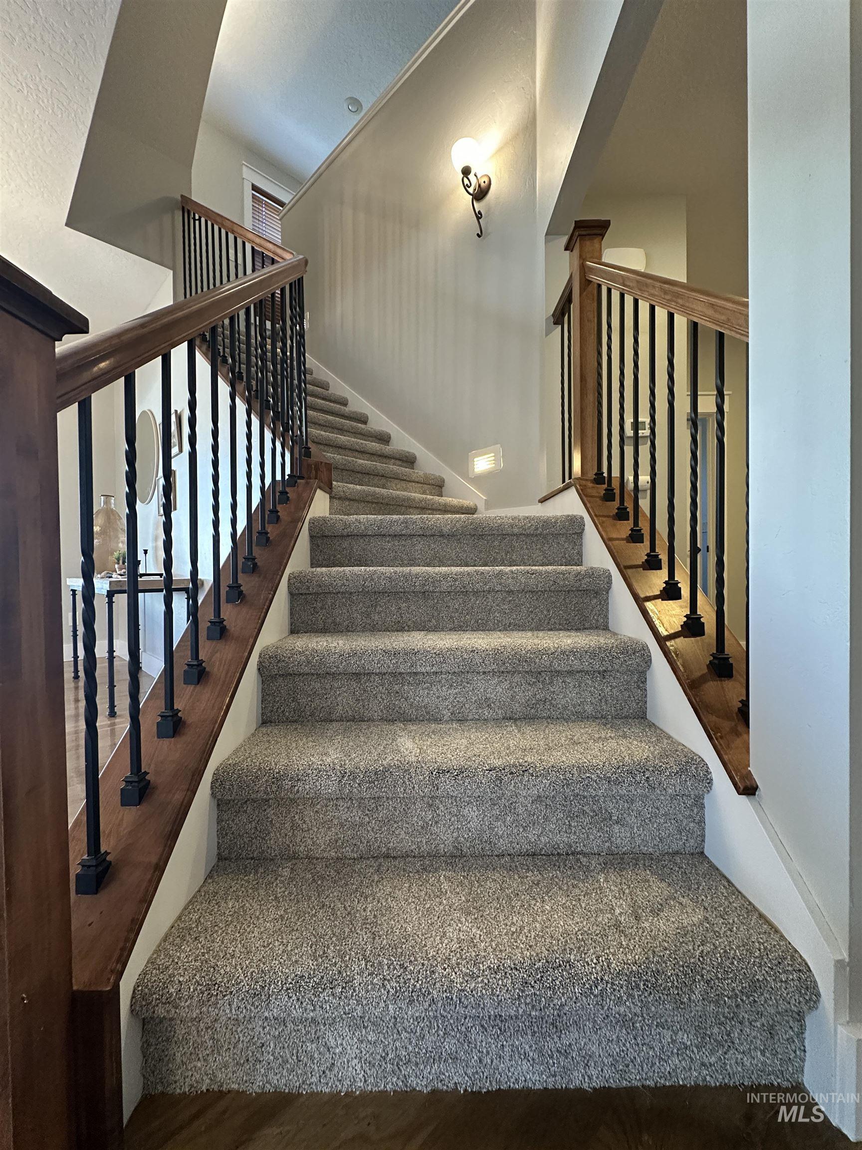 4291 S Montague, Meridian, Idaho 83642, 4 Bedrooms, 3 Bathrooms, Residential For Sale, Price $649,000,MLS 98970878