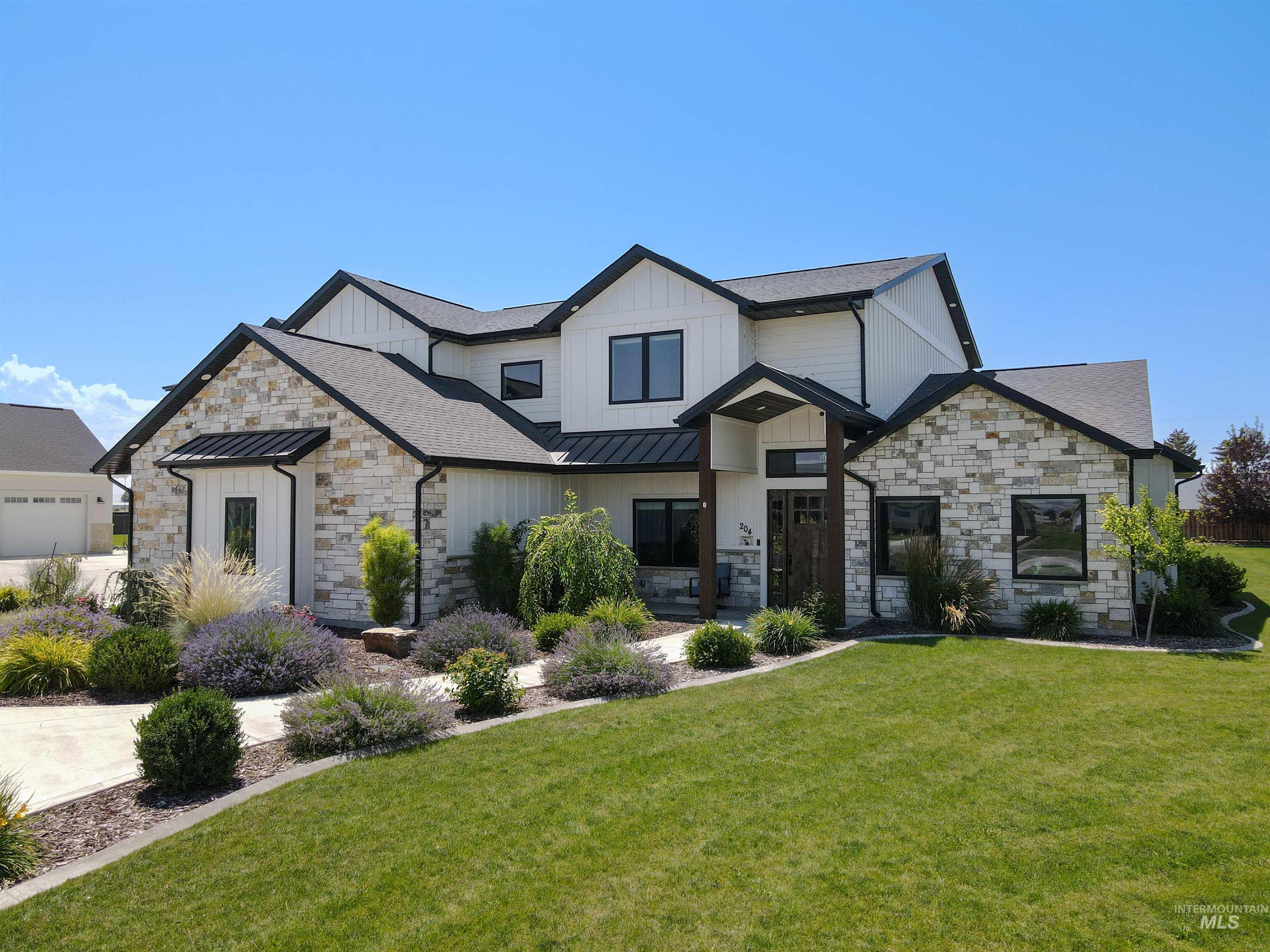 204 S 82 E, Burley, Idaho 83318, 5 Bedrooms, 4 Bathrooms, Residential For Sale, Price $1,670,000, 98970880