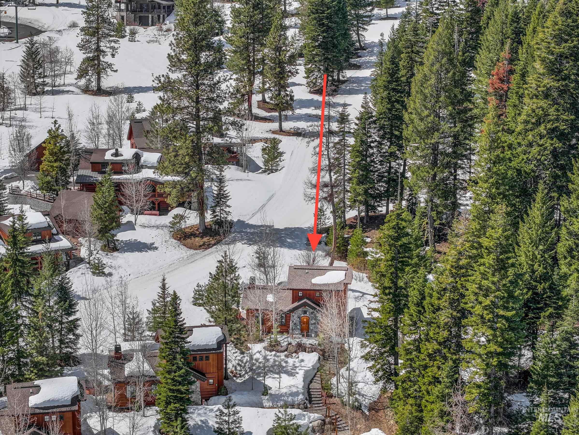 87 Clearwater Court, Donnelly, Idaho 83615, 2 Bedrooms, 2.5 Bathrooms, Residential For Sale, Price $1,190,000,MLS 98970883