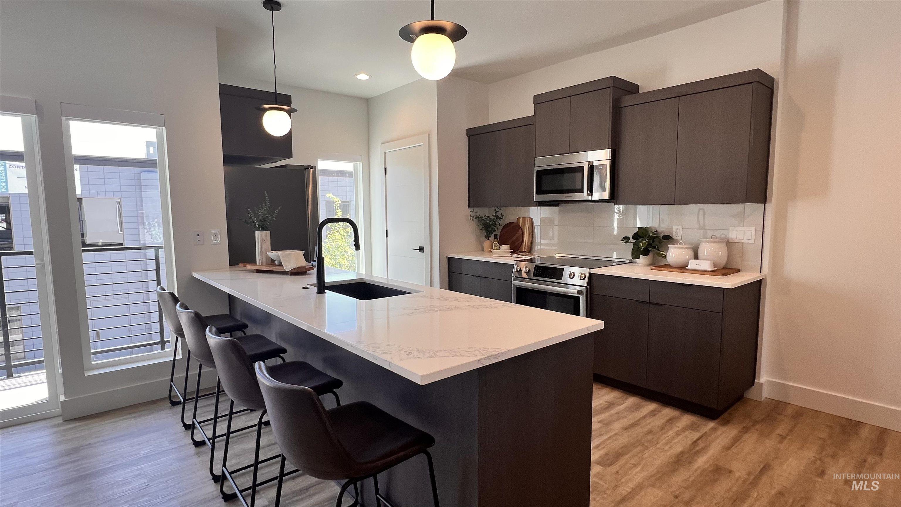 1011 S Orchard St #105, Boise, Idaho 83705, 2 Bedrooms, 2.5 Bathrooms, Rental For Rent, Price $2,150,MLS 98970884