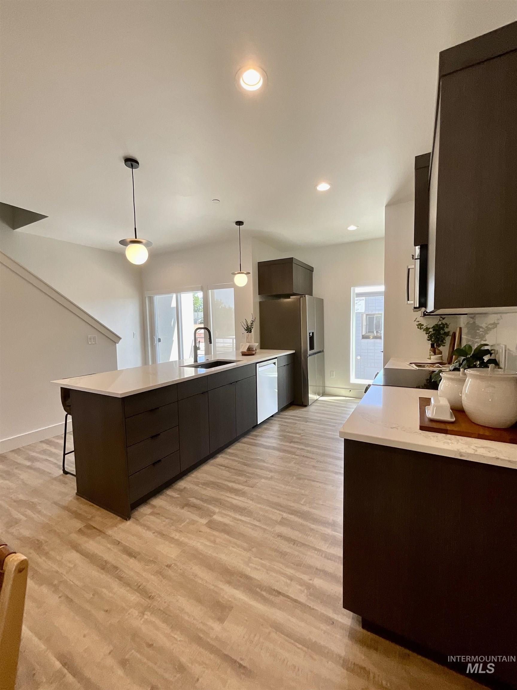 1011 S Orchard St #105, Boise, Idaho 83705, 2 Bedrooms, 2.5 Bathrooms, Rental For Rent, Price $2,150,MLS 98970884