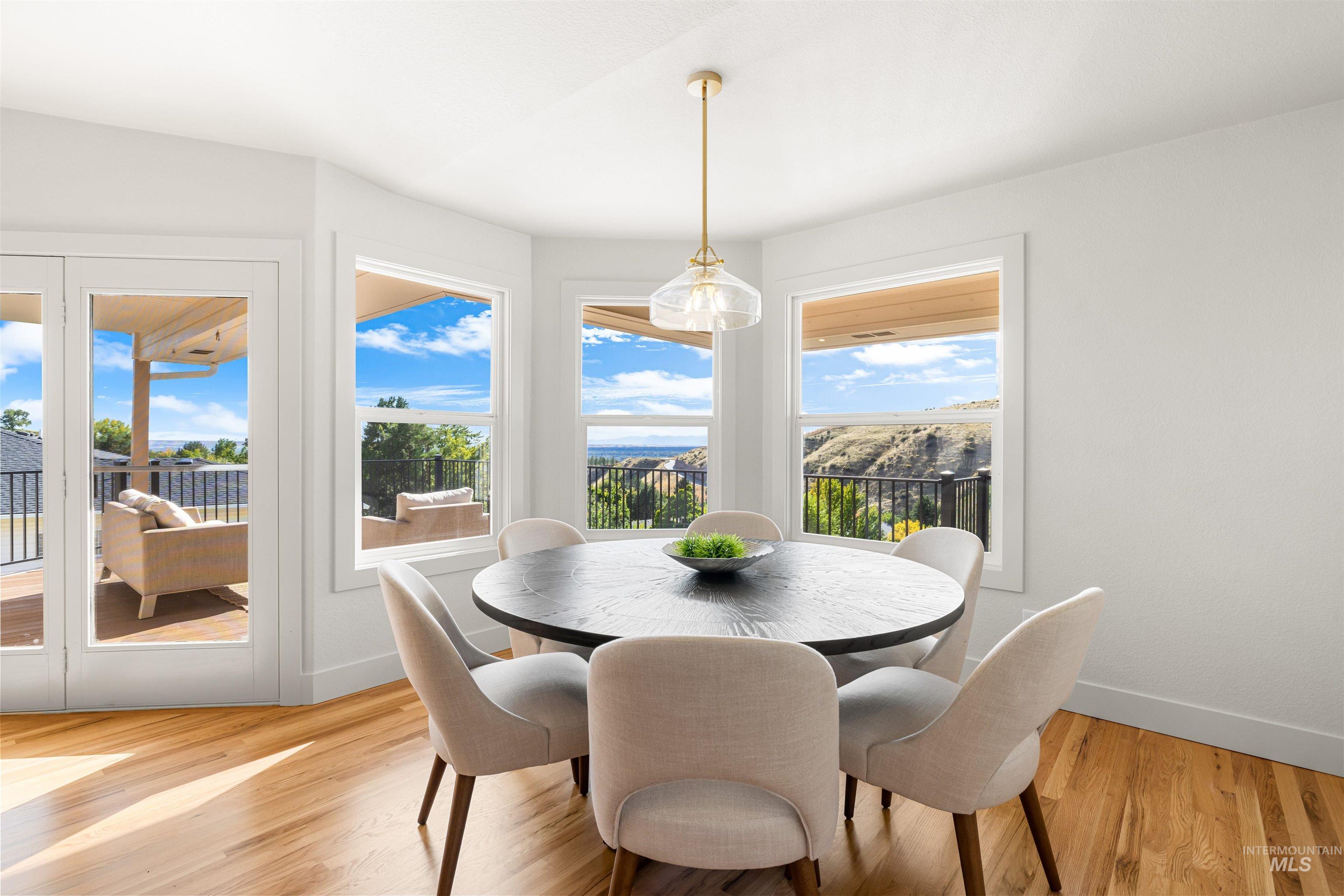 4055 N La Mesita Way, Boise, Idaho 83702, 5 Bedrooms, 3.5 Bathrooms, Residential For Sale, Price $1,375,000, 98970888