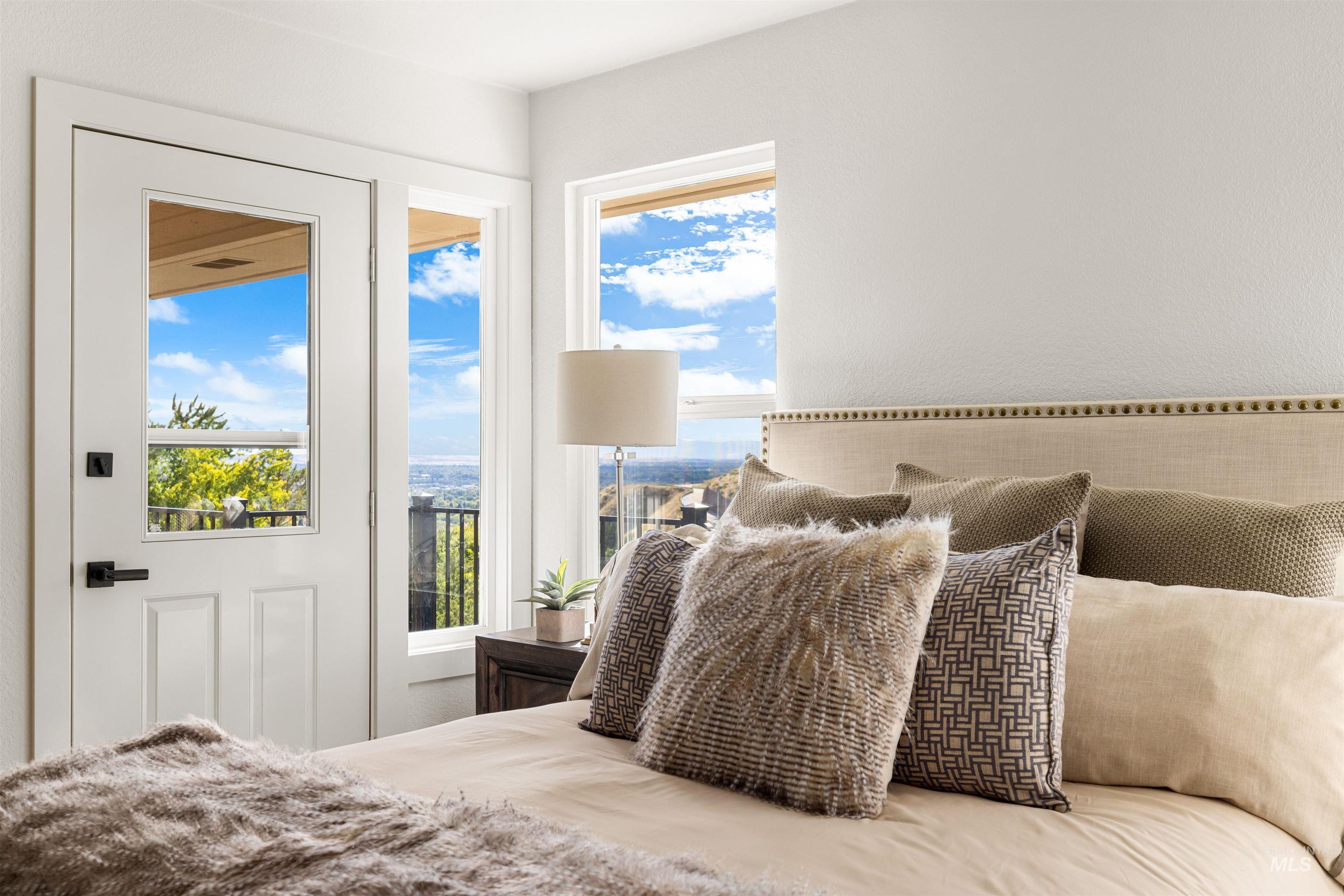 4055 N La Mesita Way, Boise, Idaho 83702, 5 Bedrooms, 3.5 Bathrooms, Residential For Sale, Price $1,375,000, 98970888