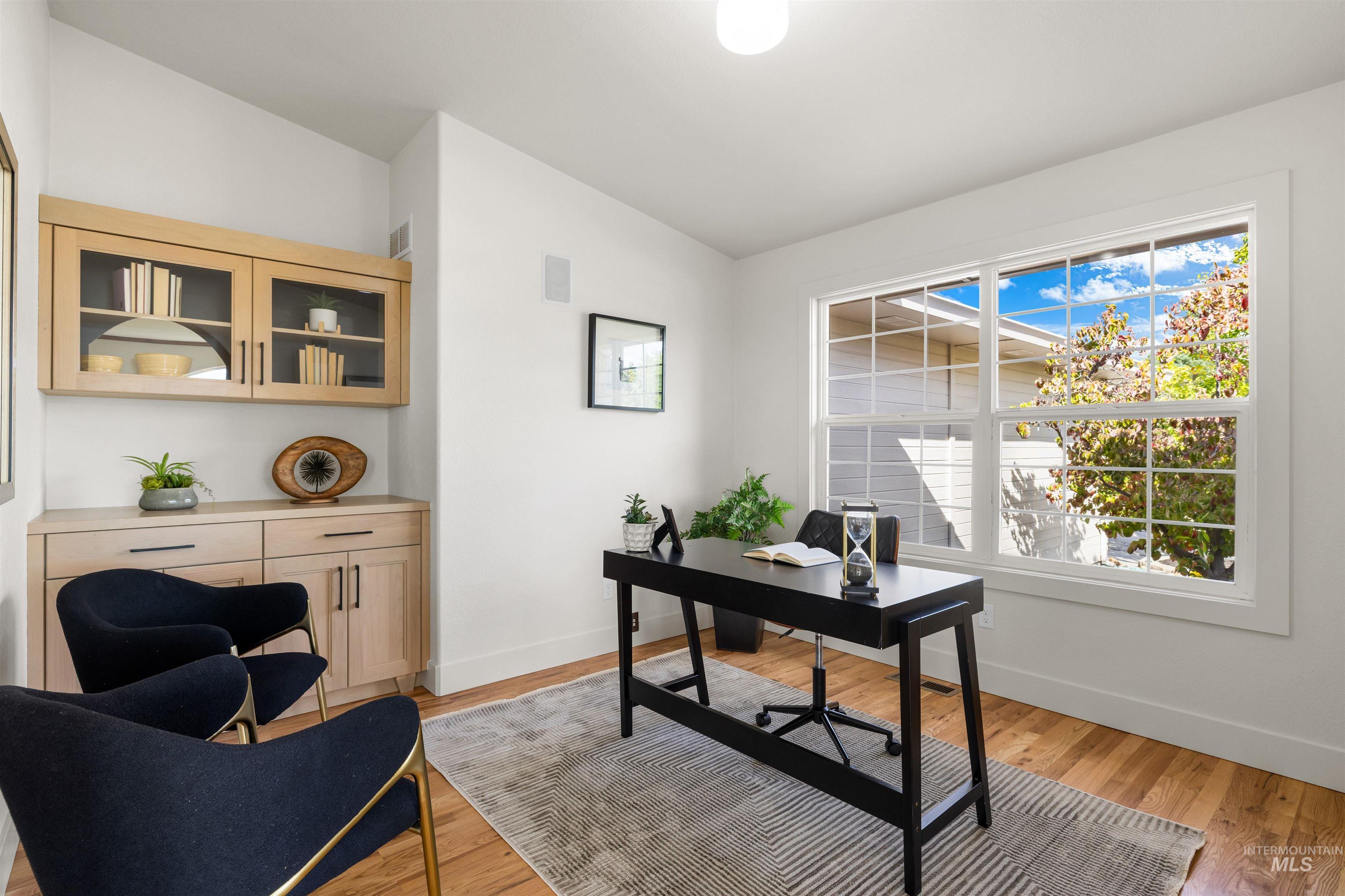 4055 N La Mesita Way, Boise, Idaho 83702, 5 Bedrooms, 3.5 Bathrooms, Residential For Sale, Price $1,375,000, 98970888