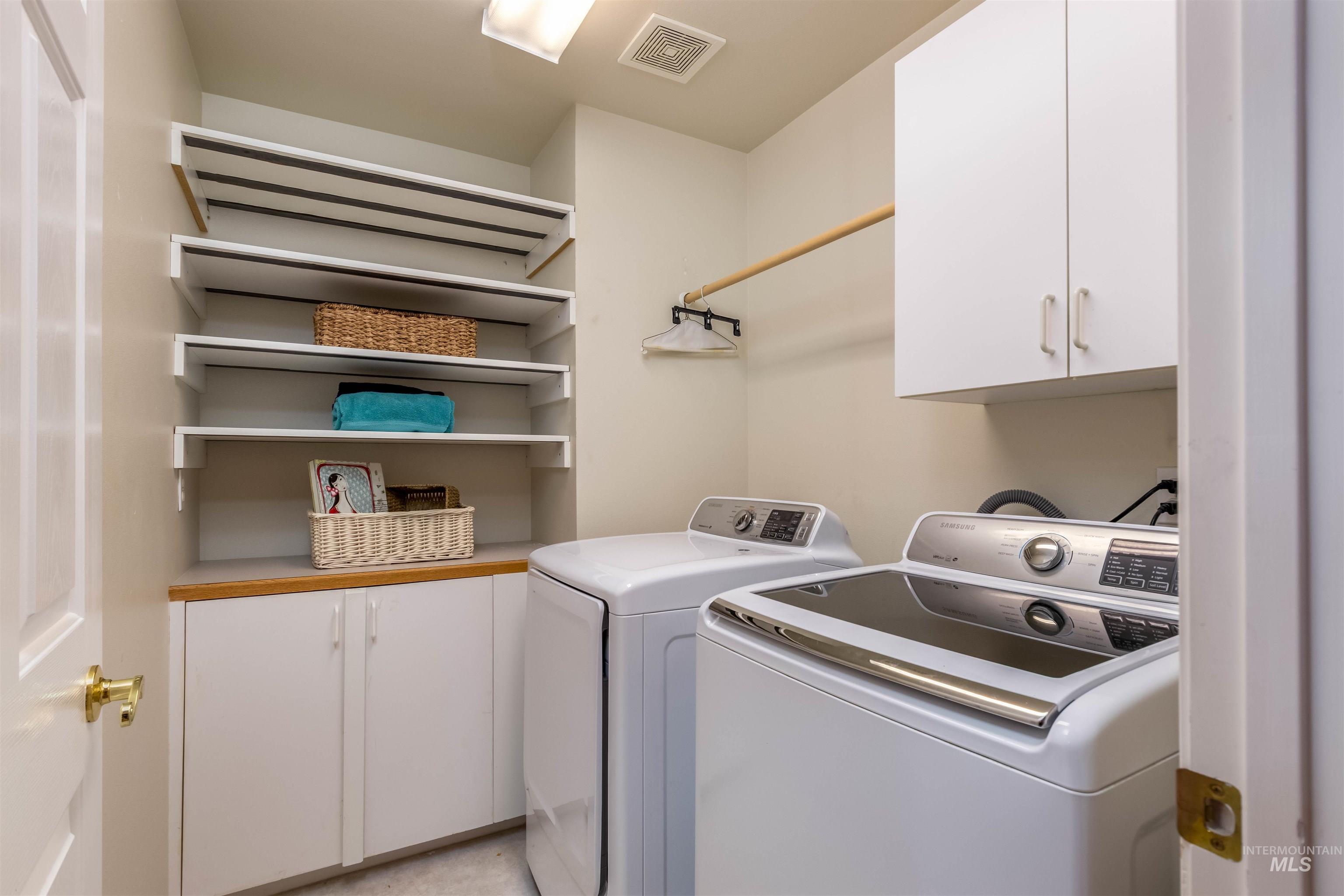 1887 N Buena Vista Ave, Meridian, Idaho 83646, 3 Bedrooms, 2 Bathrooms, Residential For Sale, Price $409,000,MLS 98970900