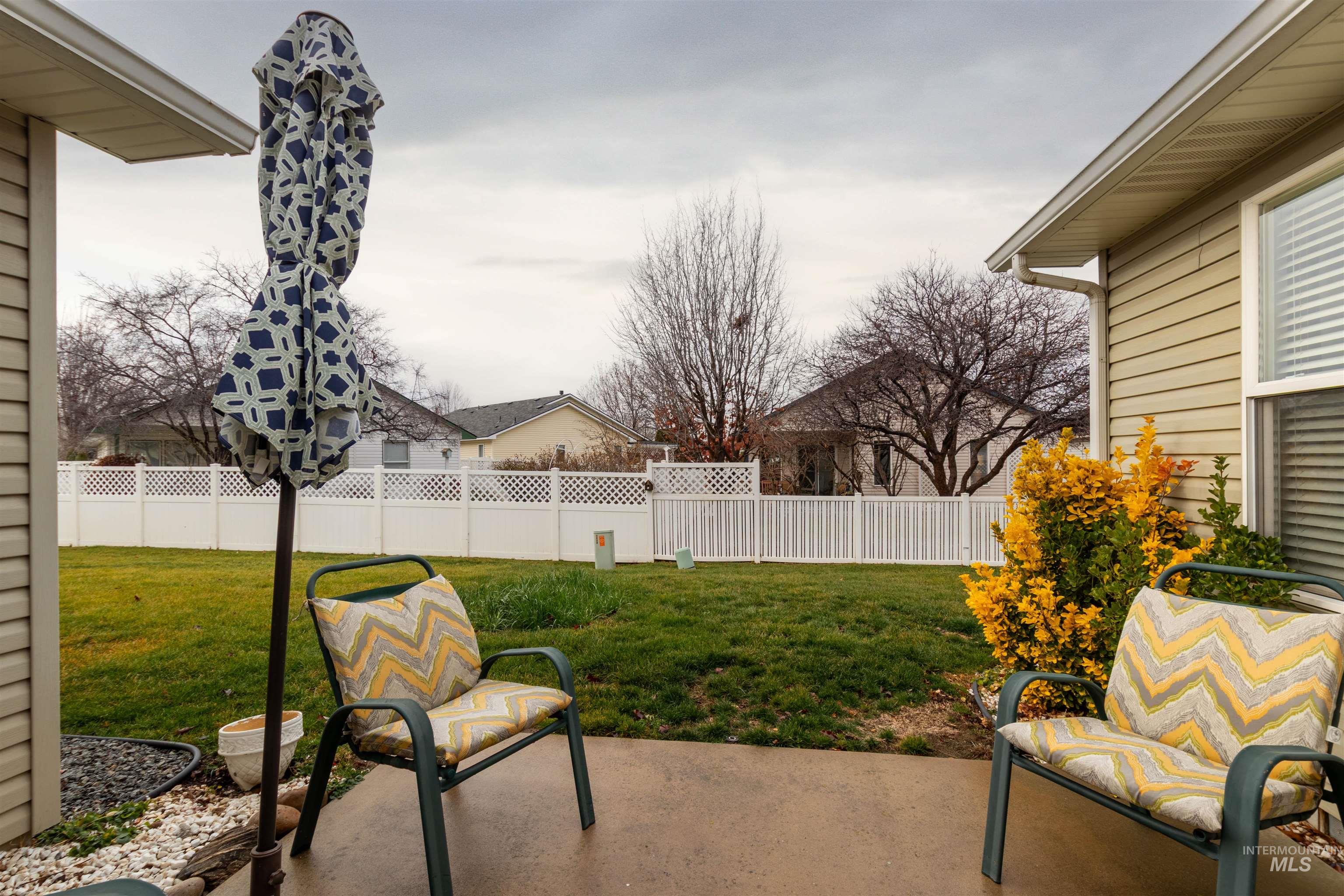 1887 N Buena Vista Ave, Meridian, Idaho 83646, 3 Bedrooms, 2 Bathrooms, Residential For Sale, Price $409,000,MLS 98970900